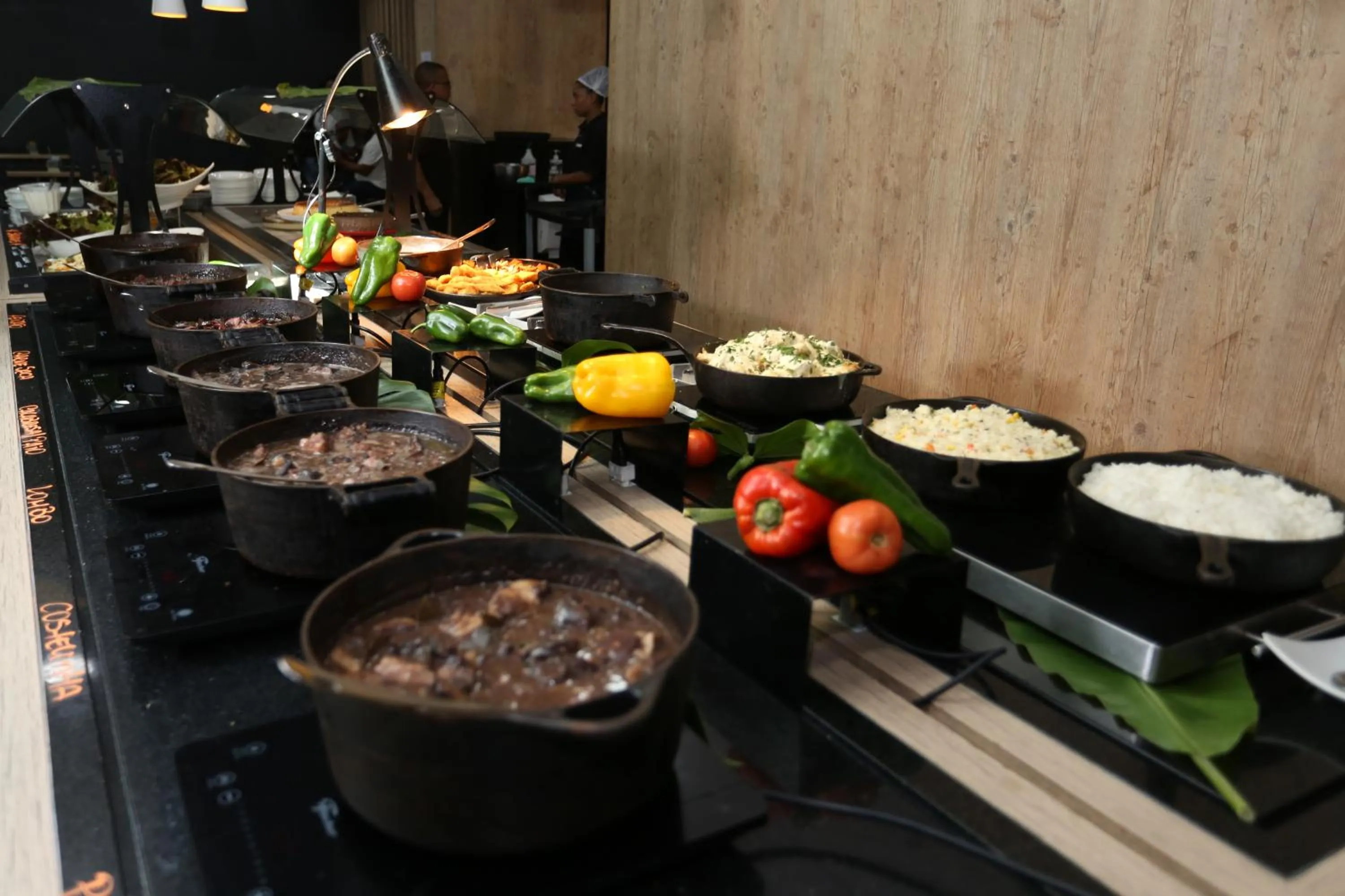 Restaurant/places to eat in ibis Copacabana Posto 5