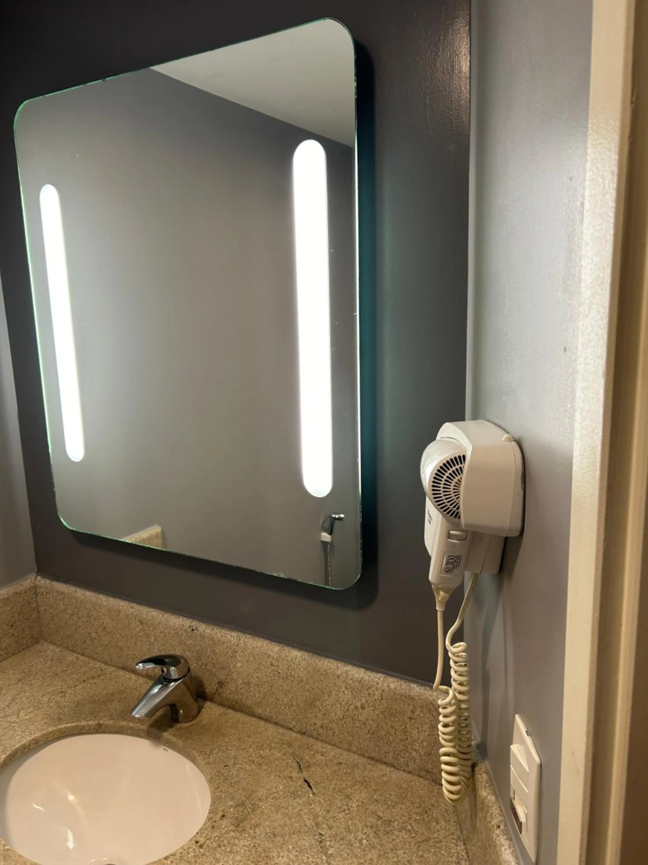 Property building in ibis Copacabana Posto 5