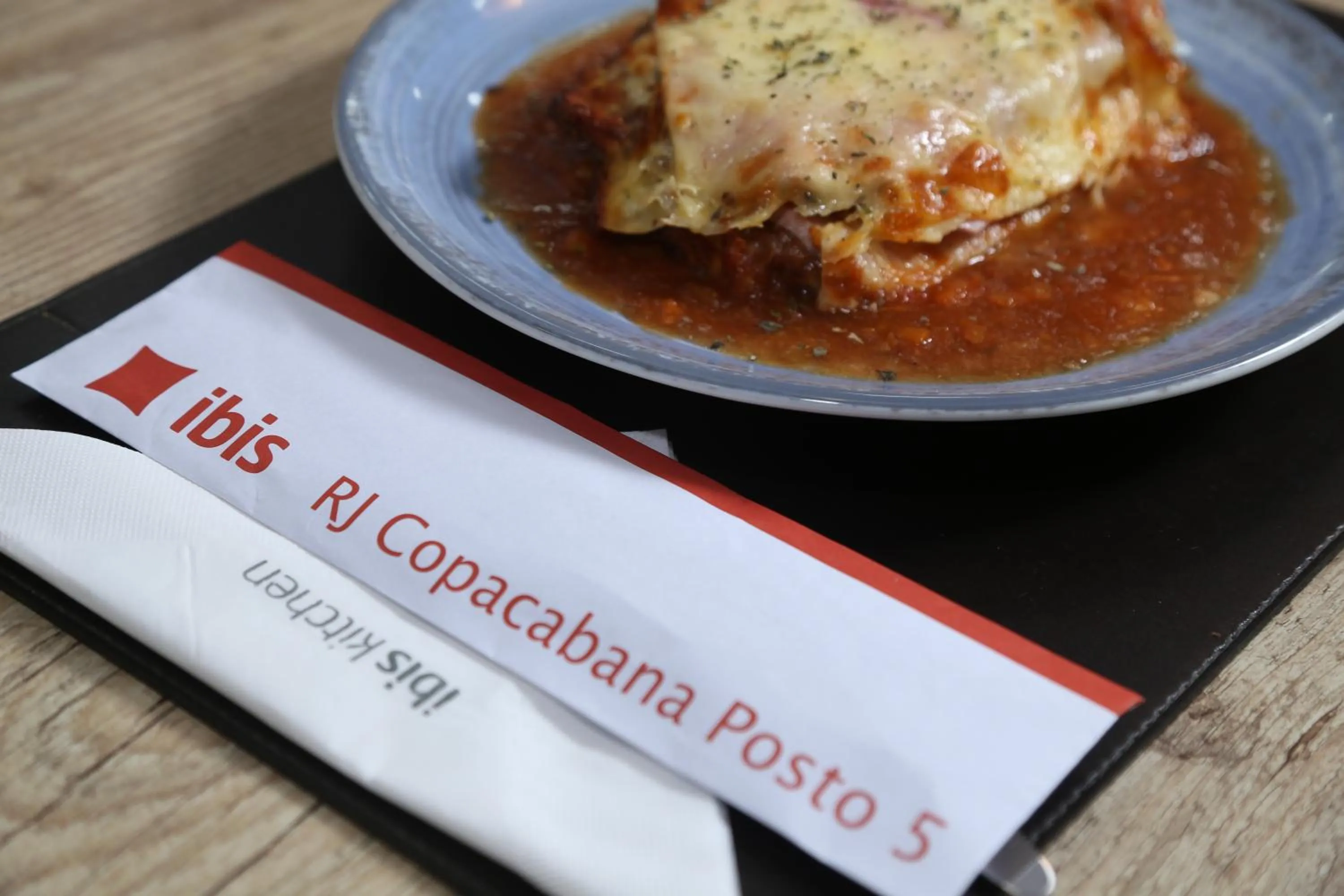Restaurant/places to eat in ibis Copacabana Posto 5