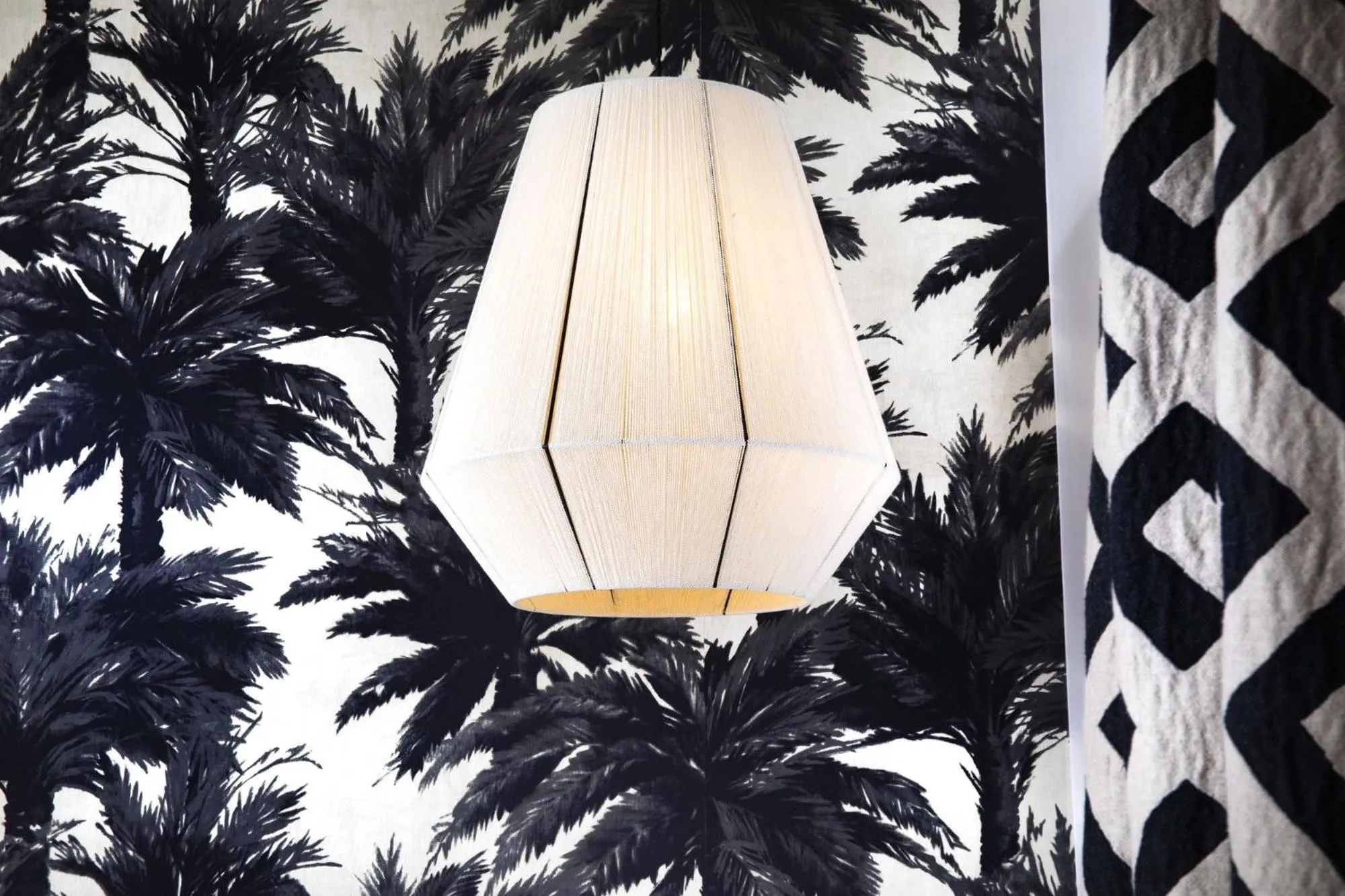 Decorative detail in Hôtel Gramont