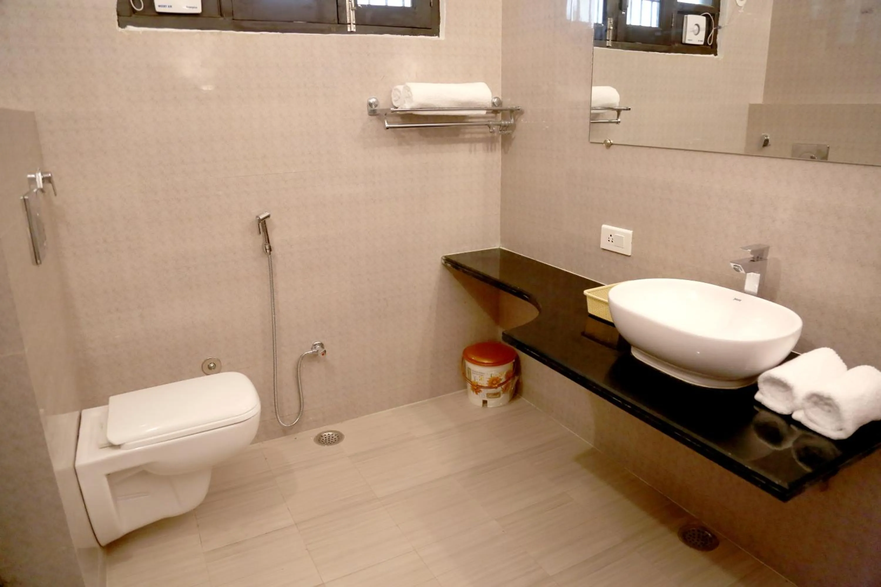 Pearl of Taj Home Stay