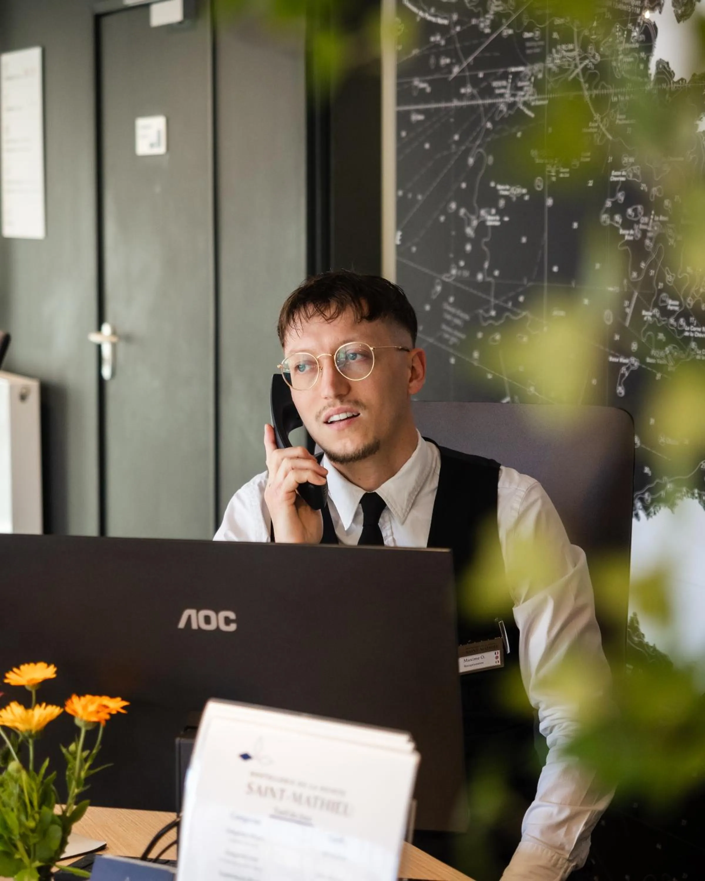 Lobby or reception in Hostellerie de la Pointe Saint-Mathieu - SPA & Restaurant