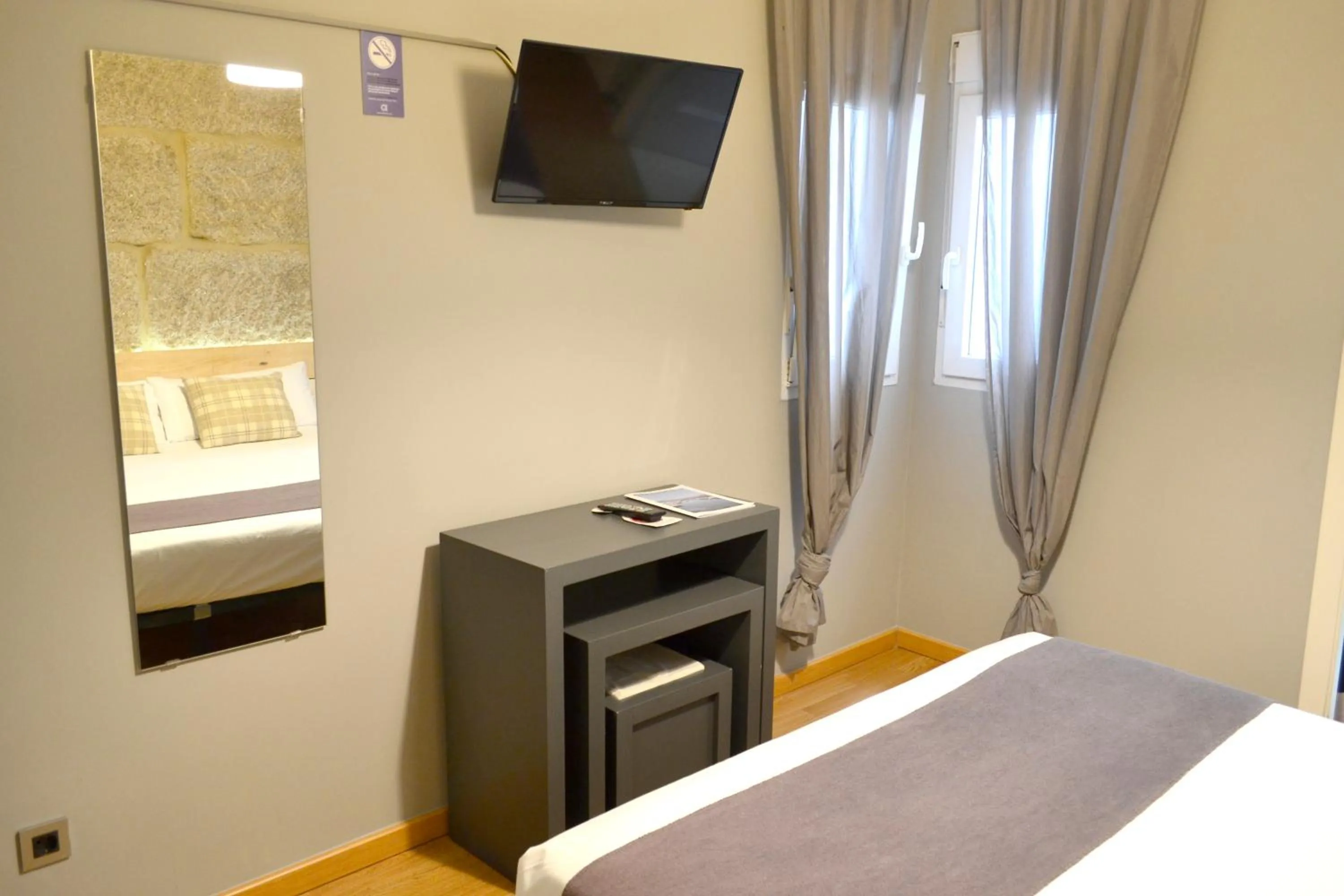 Bed in Hotel Alda Estación Vigo