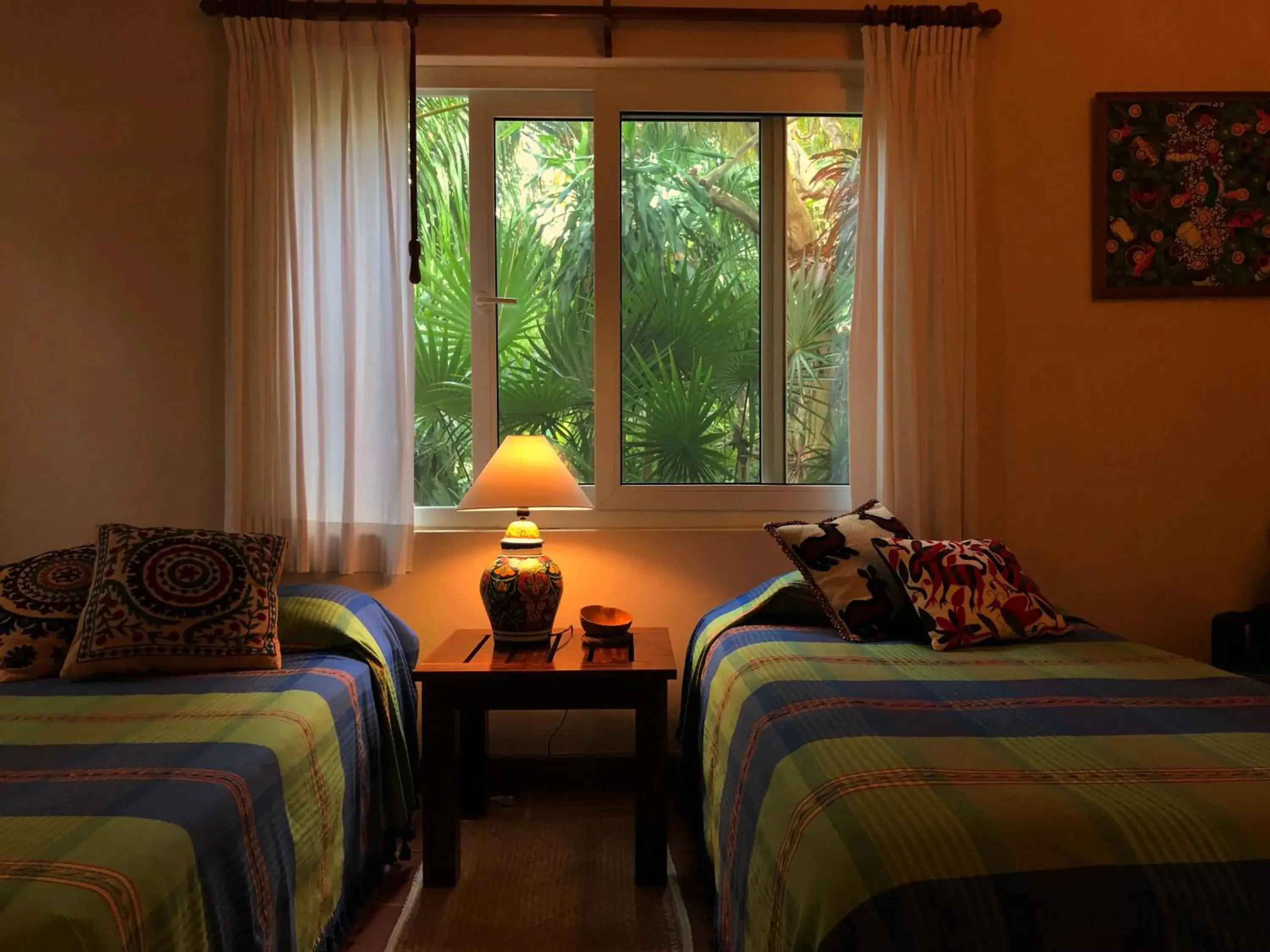 Triple Room with Garden View - single occupancy in Casa Kin33 Triple Room with Garden View - single occupancy in Casa Kin33