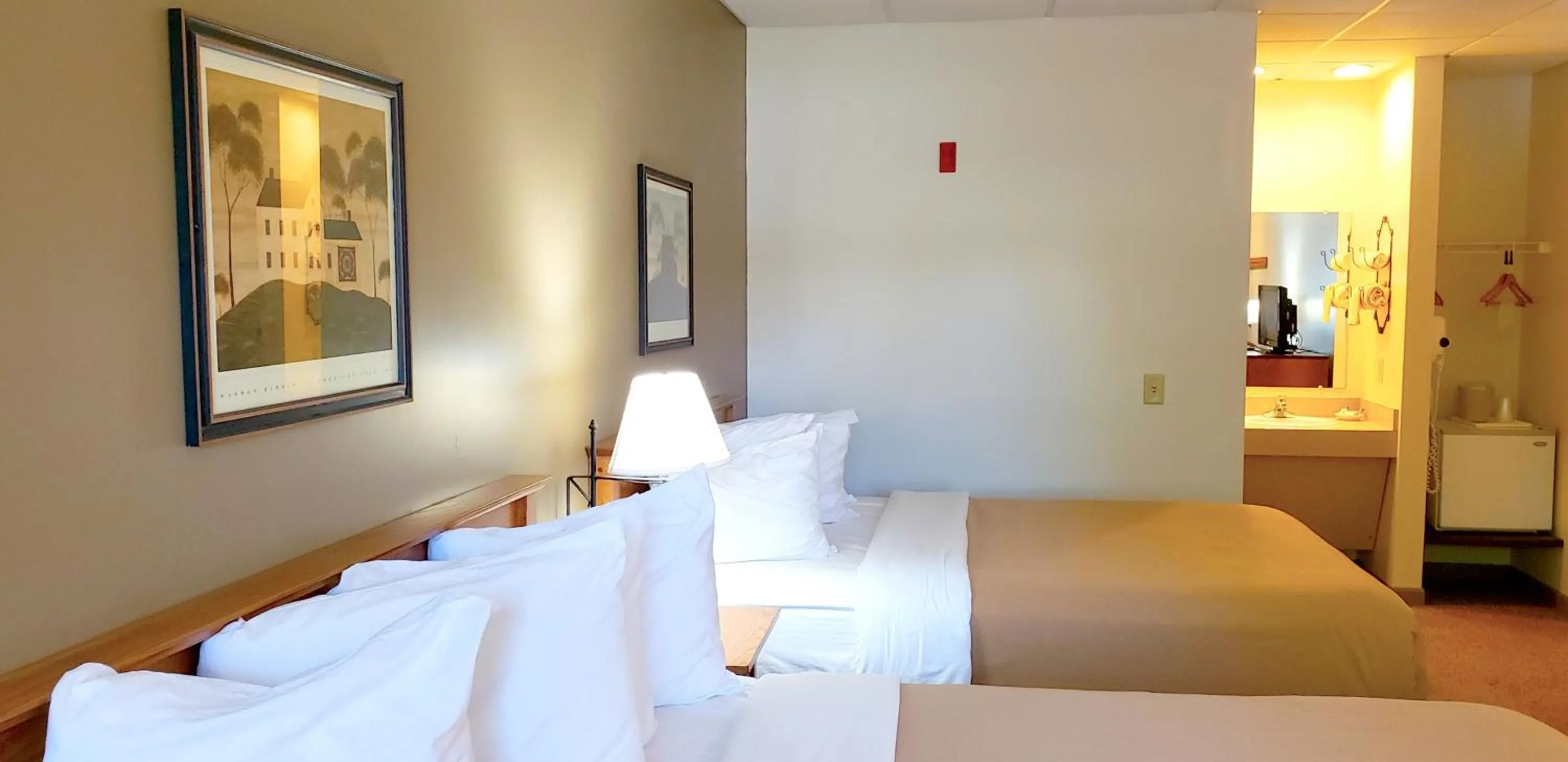 Bed in Lodging on the Square