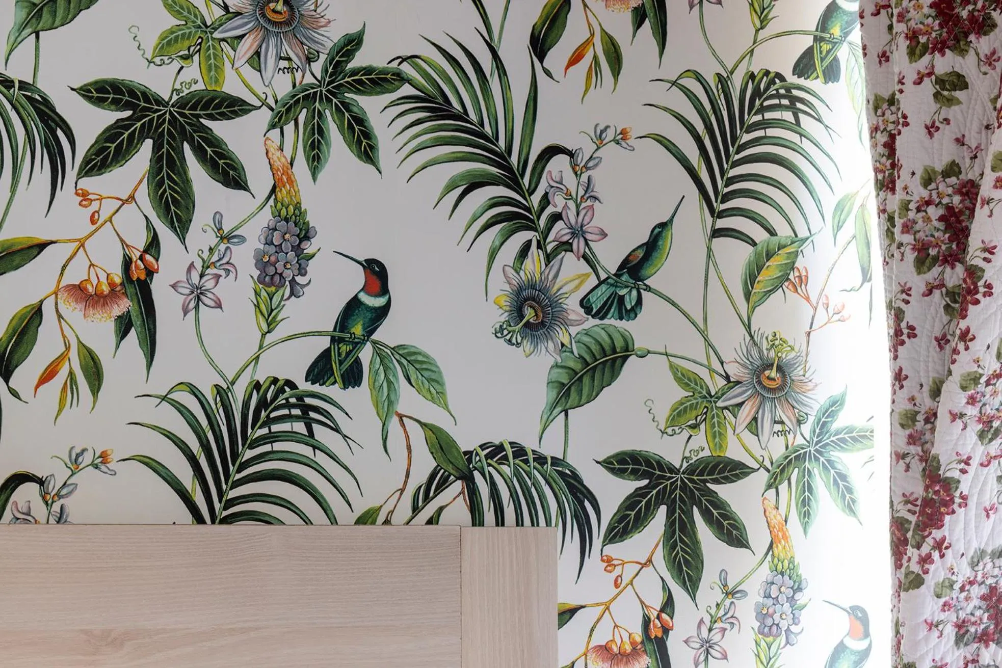 Decorative detail in Hôtel de Lion sur Mer