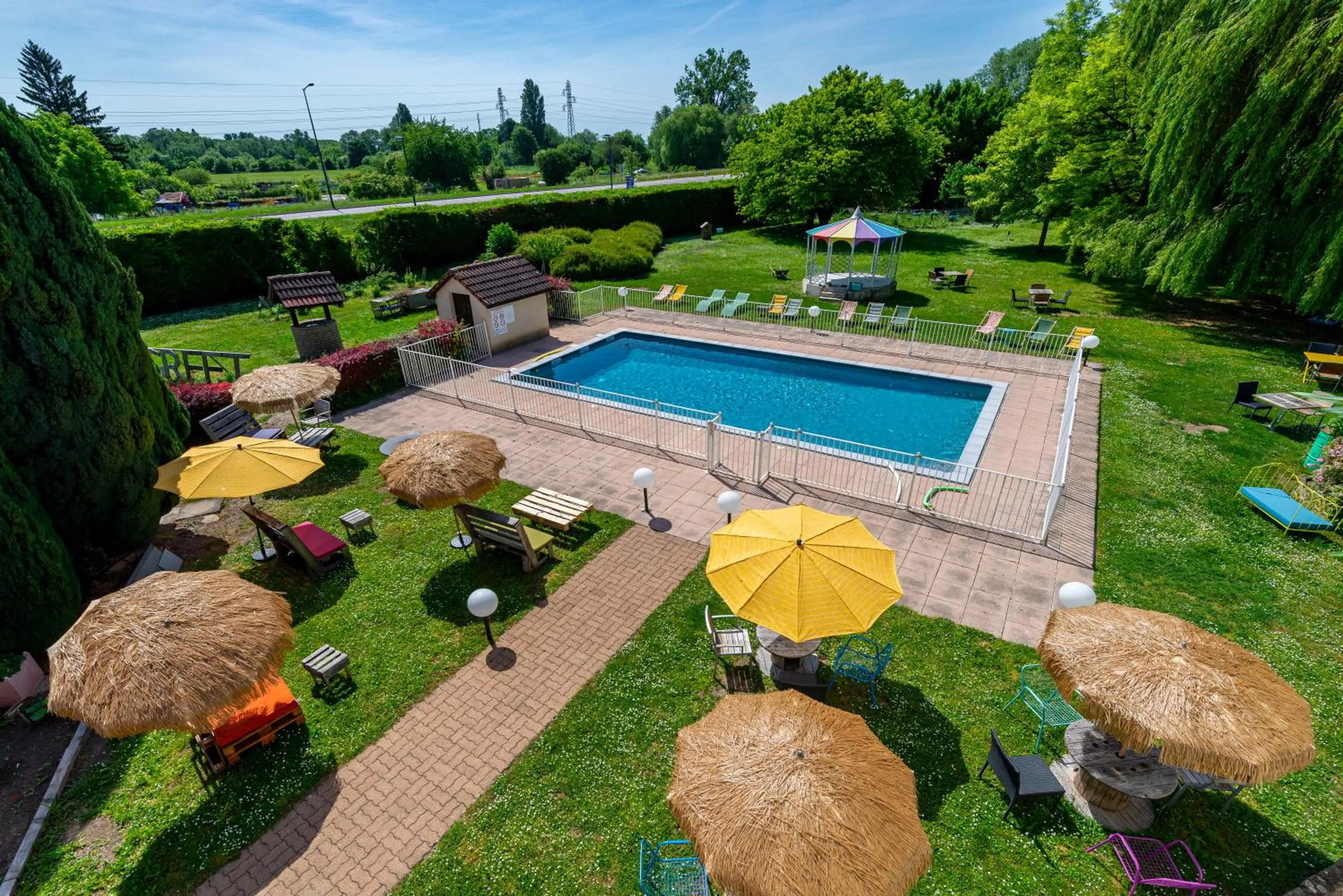 Garden in greet Hotel Beaune