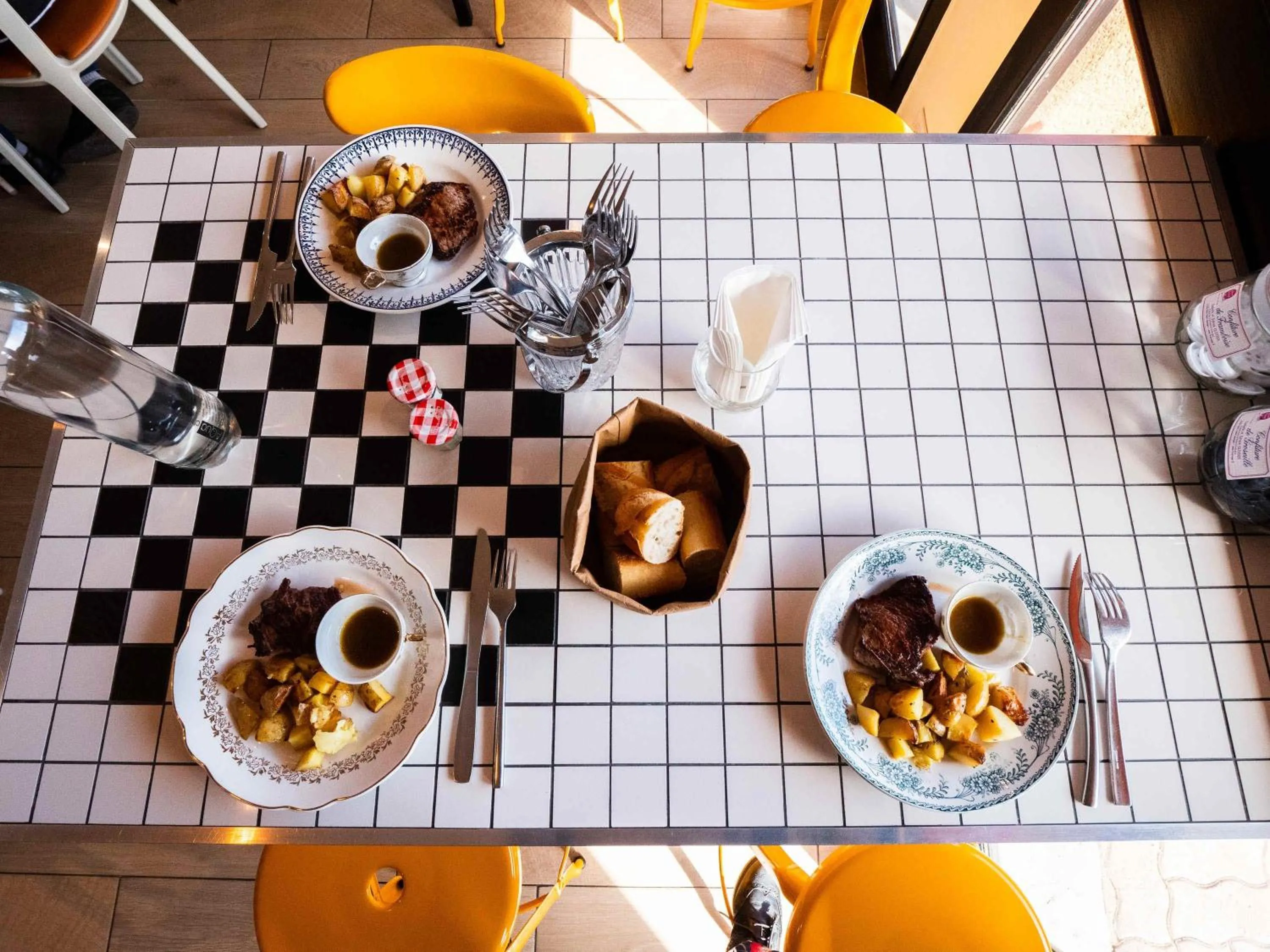 Restaurant/places to eat in greet Hotel Beaune