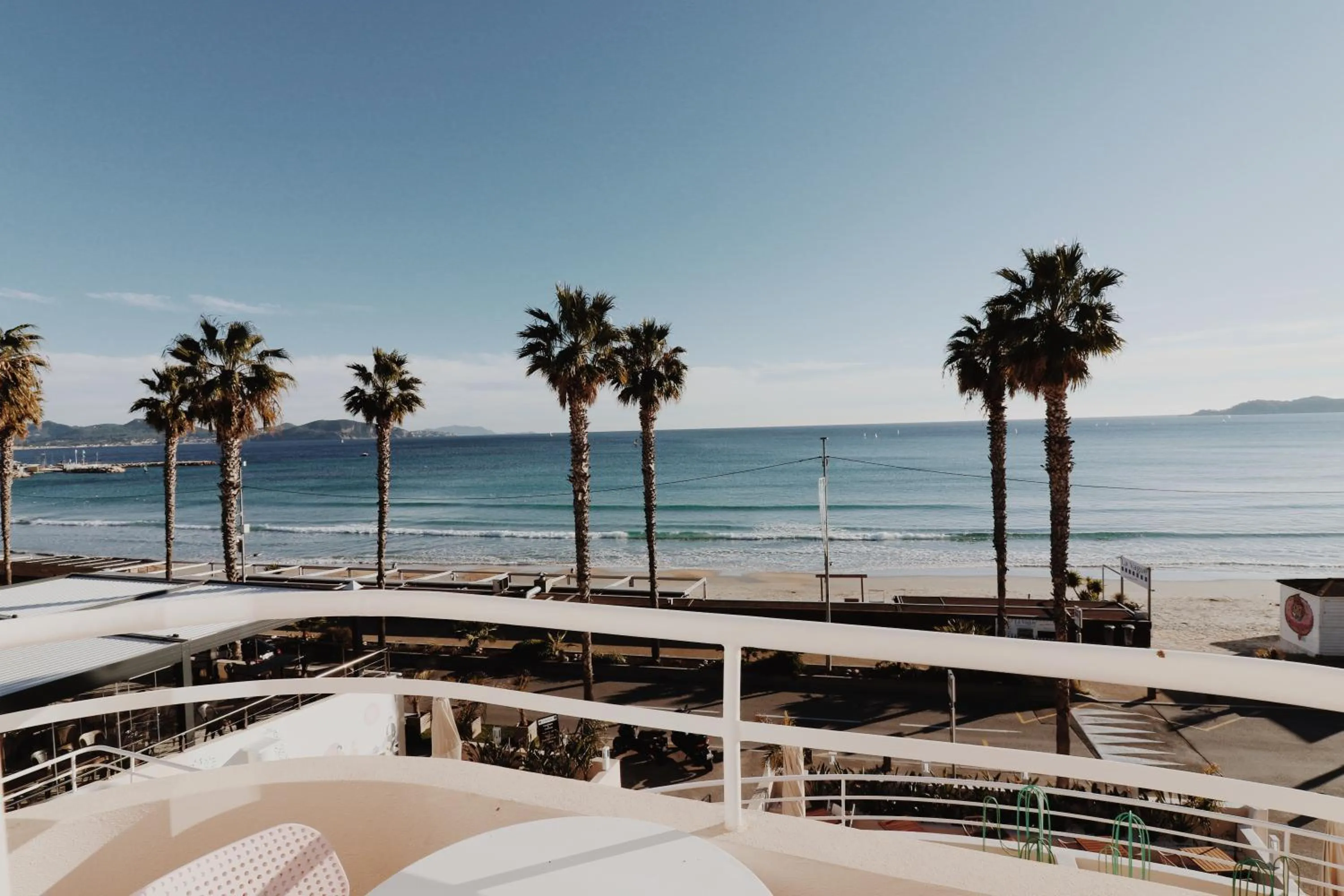 Sea view in Le Rose Thé