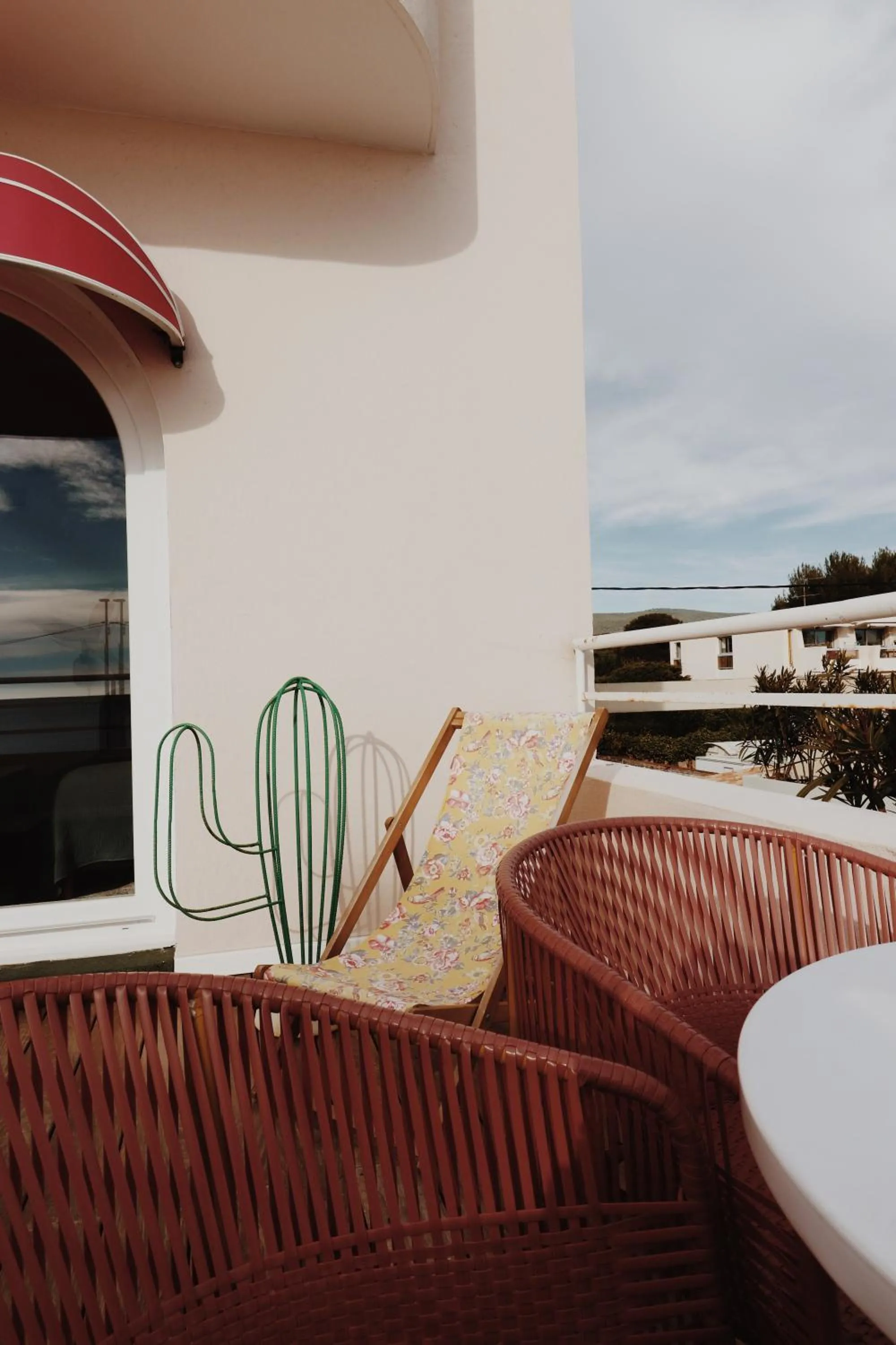 Decorative detail in Le Rose Thé