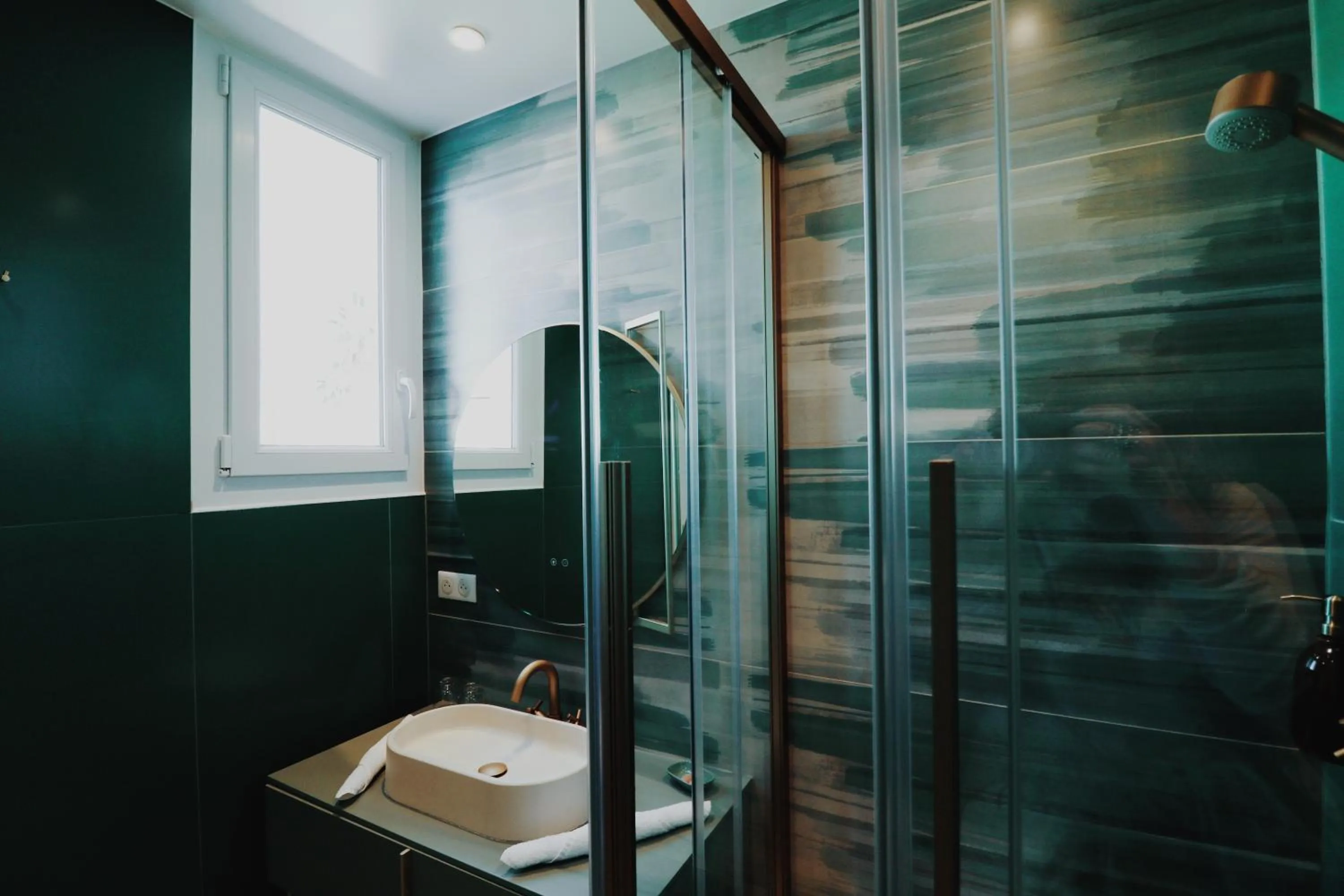 Bathroom in Le Rose Thé