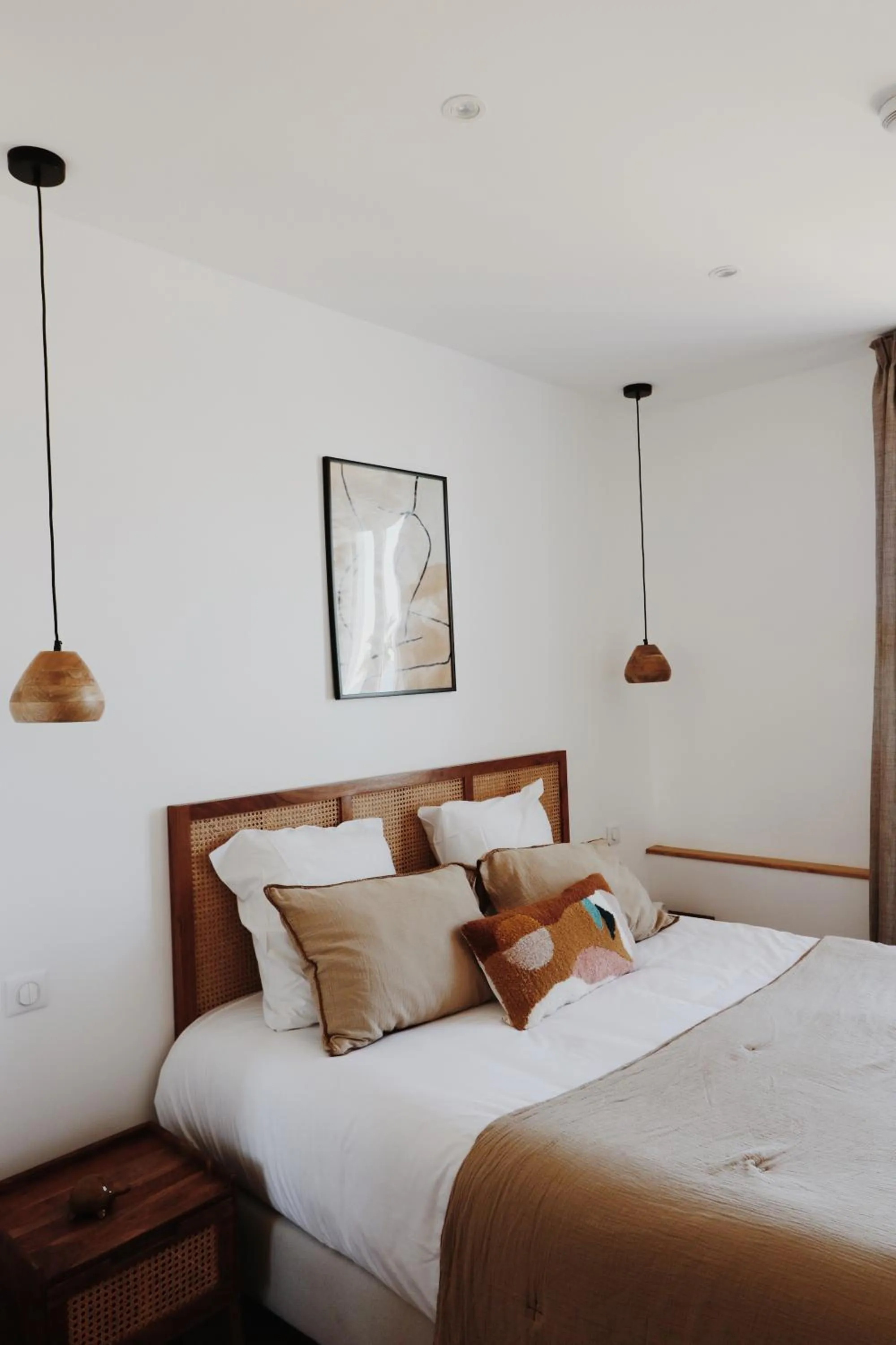 Bedroom, Bed in Le Rose Thé