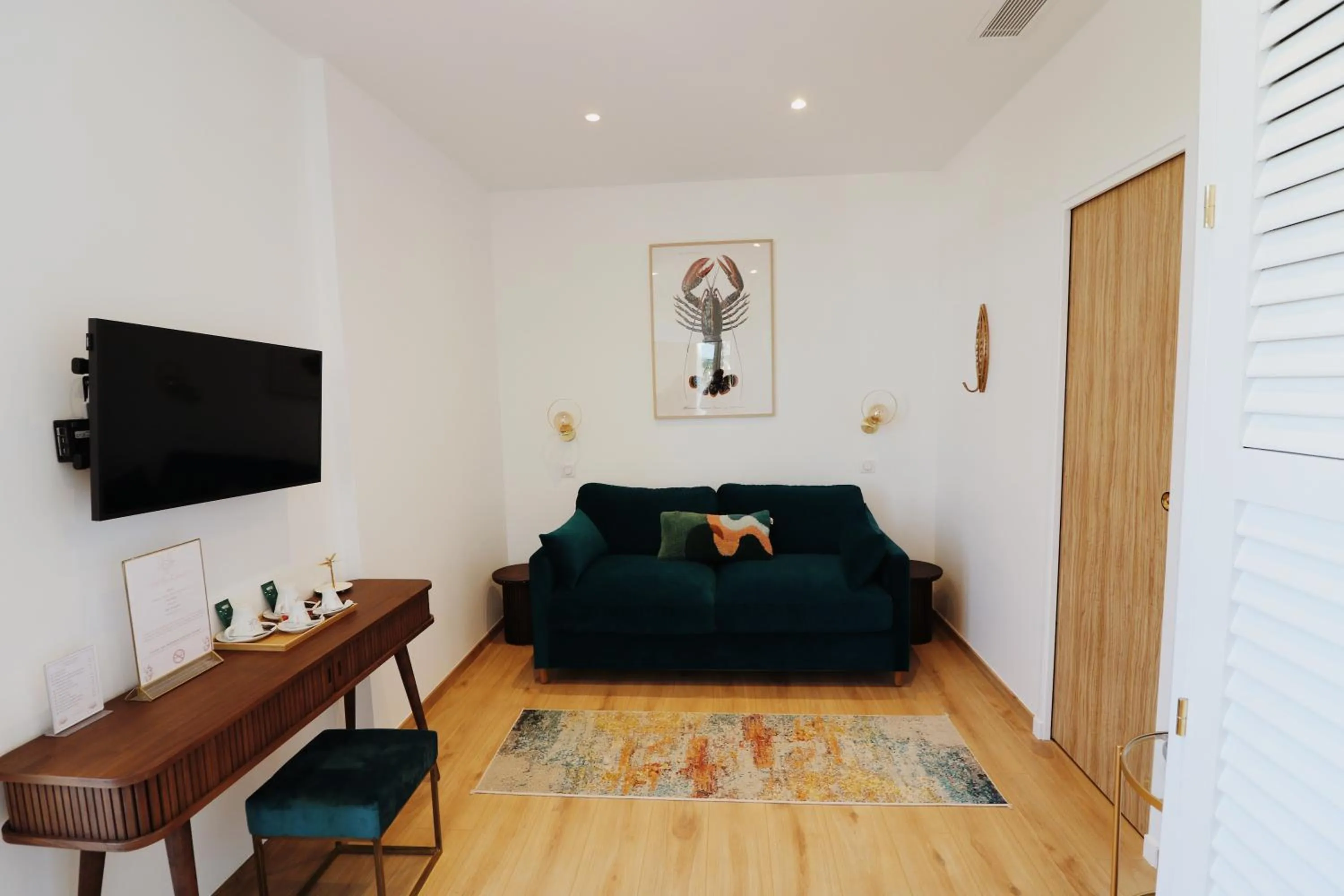 Bedroom in Le Rose Thé