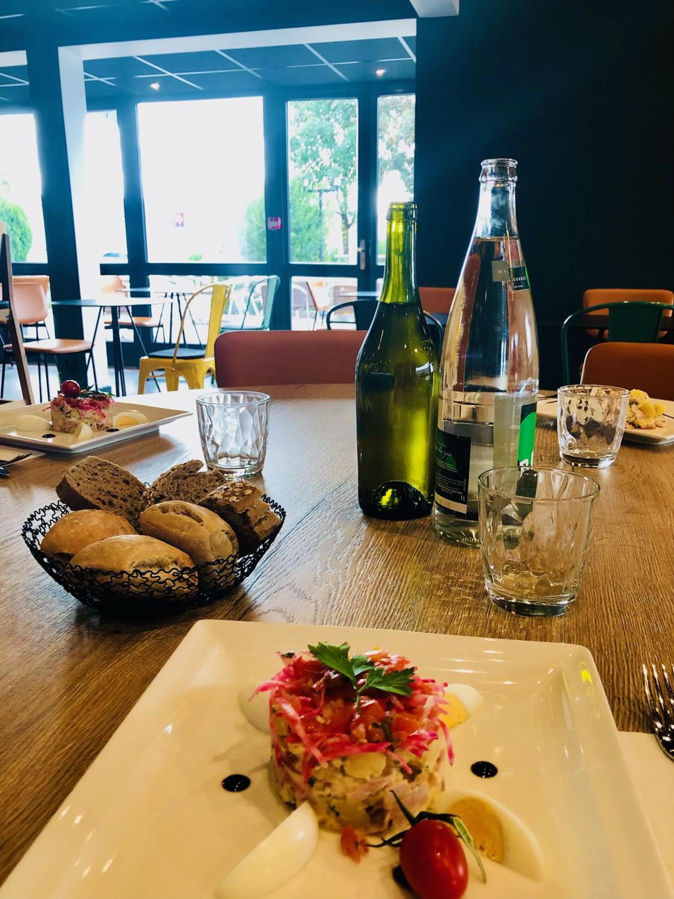 Restaurant/places to eat in Ibis Pontarlier