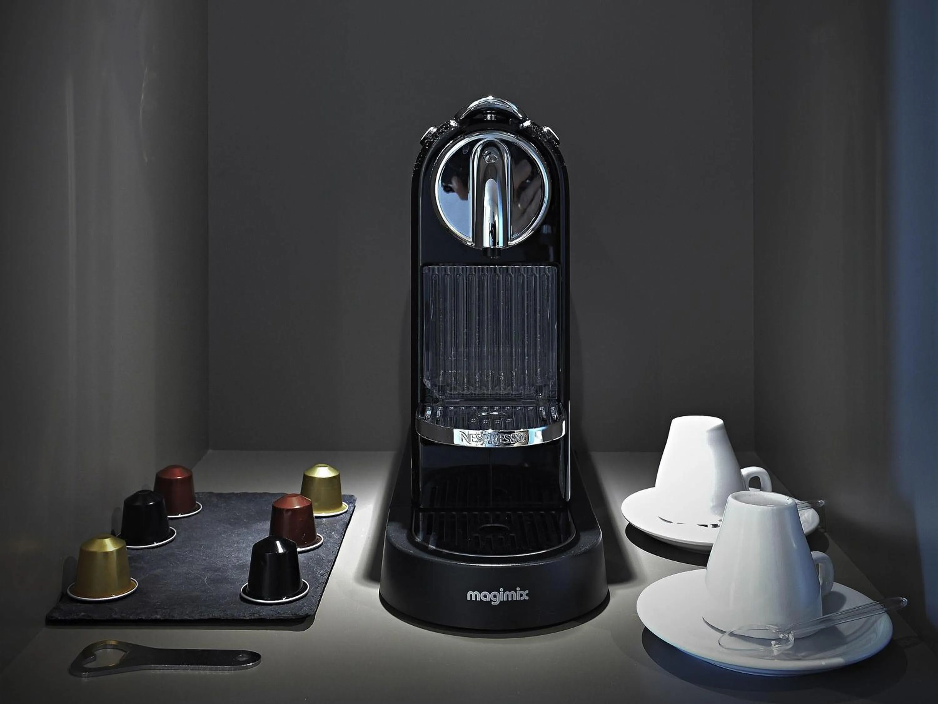 Bedroom in Hôtel Mercure Toulon La Seyne-Sur-Mer