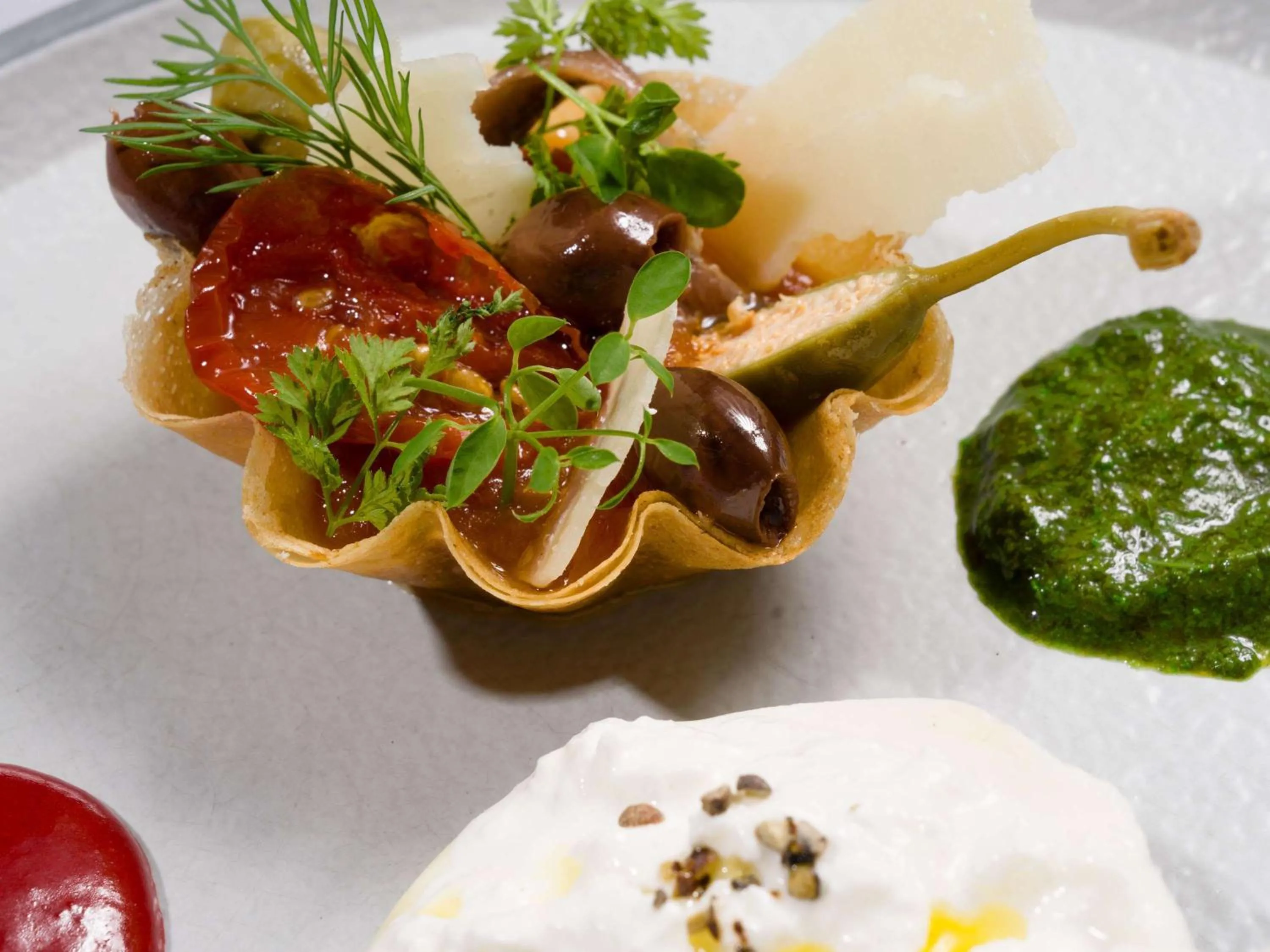 Property building in Hôtel Mercure Toulon La Seyne-Sur-Mer