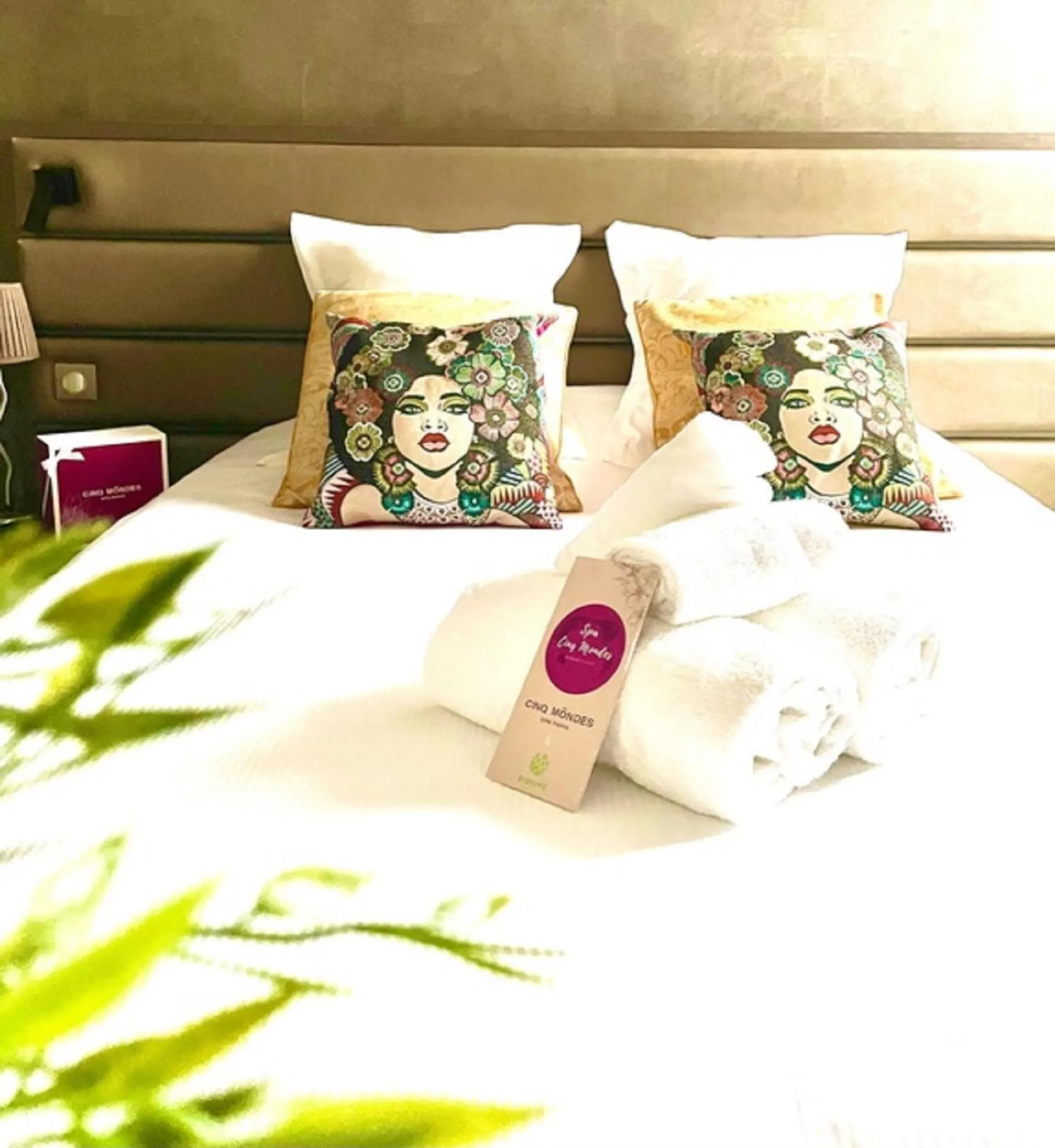 Bedroom, Bed in Kyriad Restaurant Centre SPA Vichy