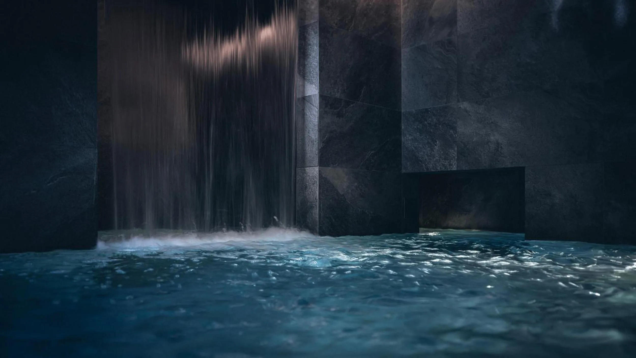 Swimming pool in Le Parc Hôtel devient YONA