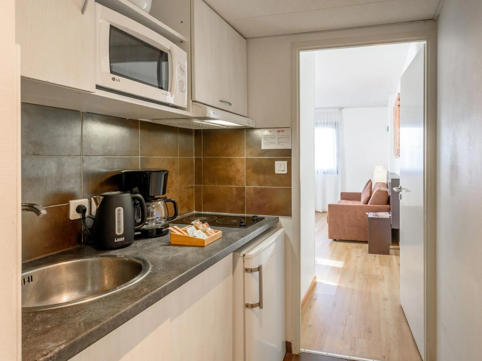 Kitchen or kitchenette in Residhome Toulouse Tolosa