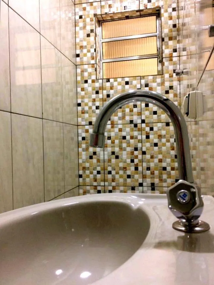 Bathroom in Hotel Rio Branco - Melhor Opção Perto da 25 de Março, Santa Ifigênia e Metrô República