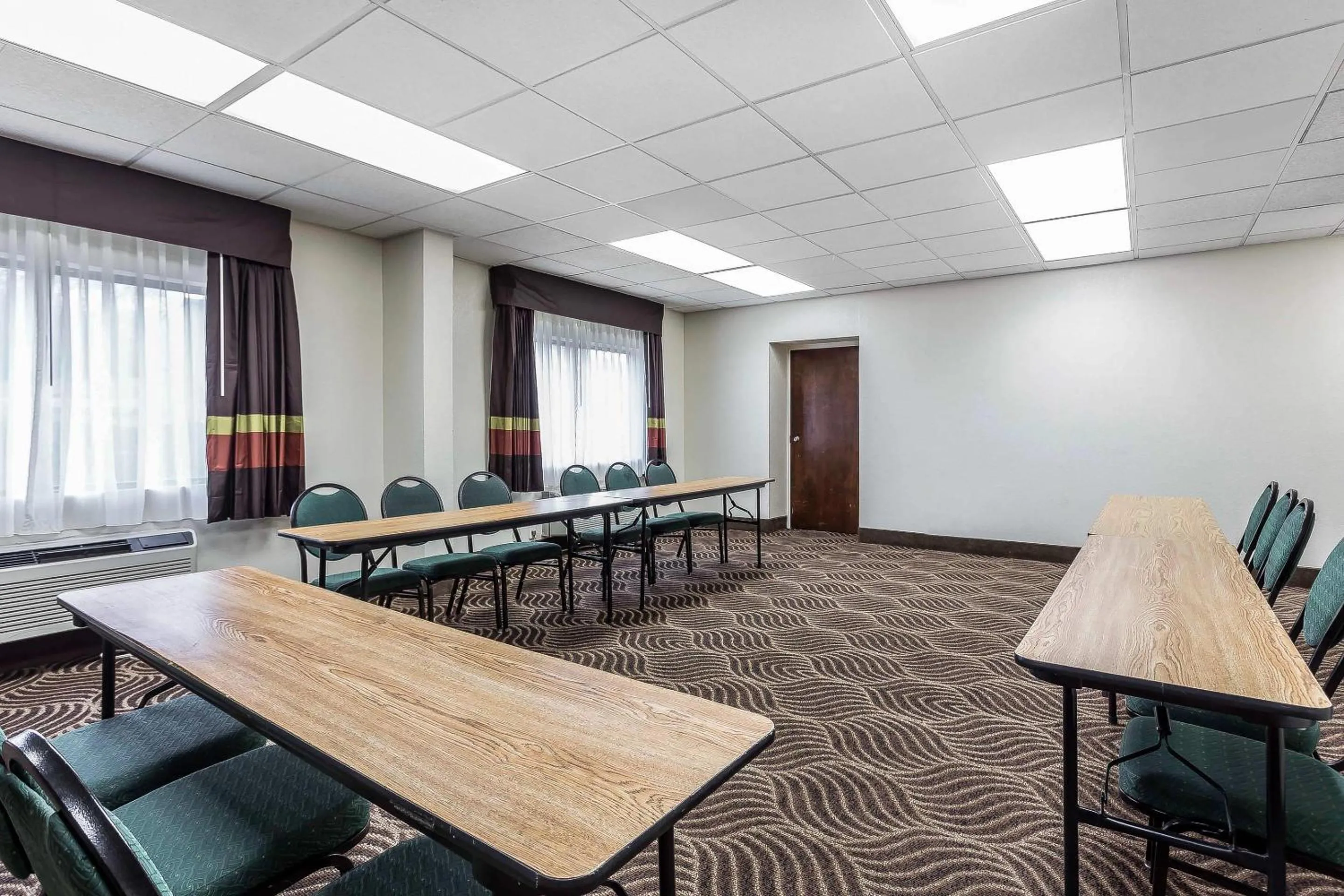 Meeting/conference room in Quality Inn & Suites Salisbury South