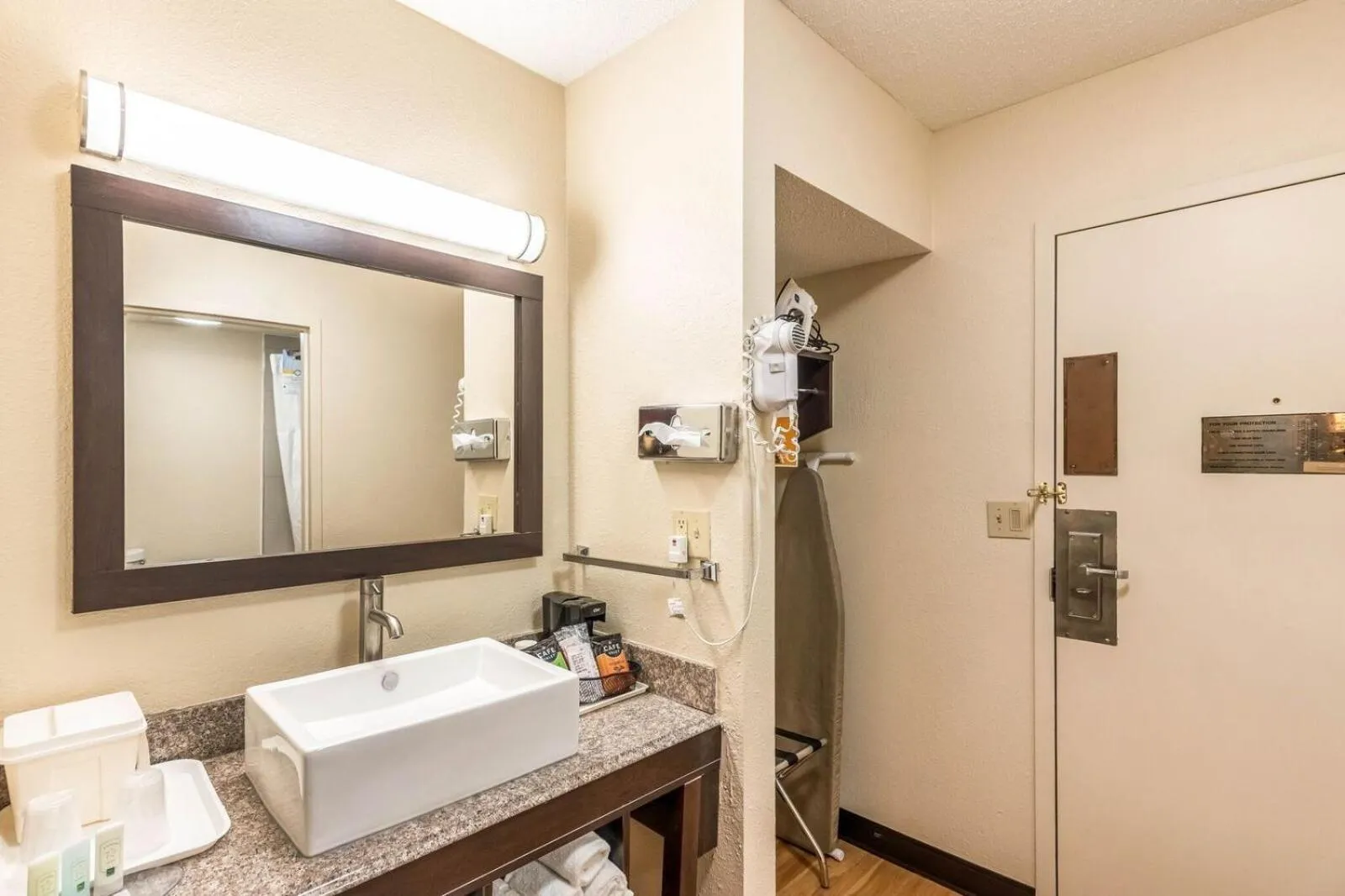 Bathroom in Colby Inn and Suites