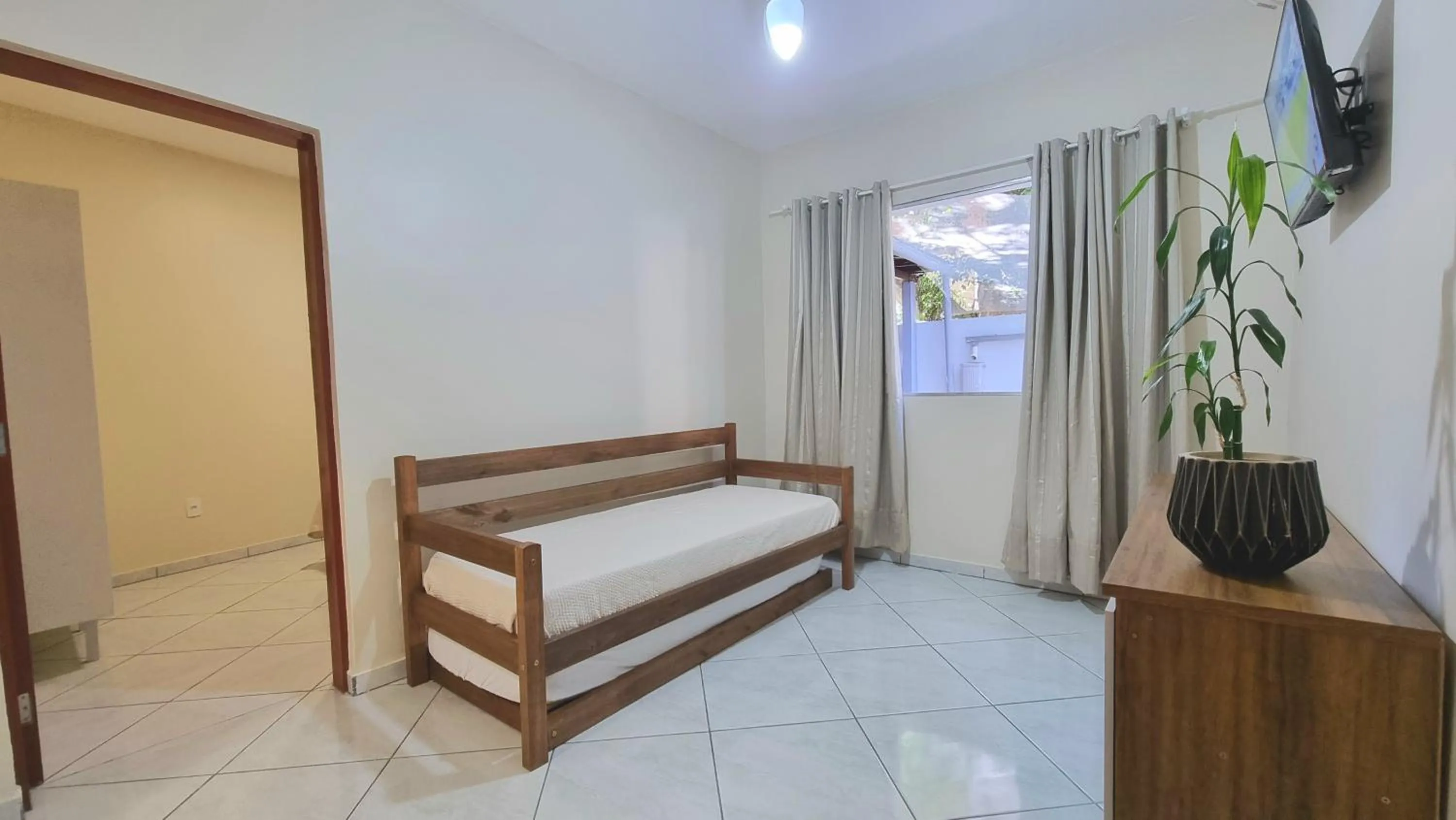 Living room, Bed in Residencial Las Rocas I