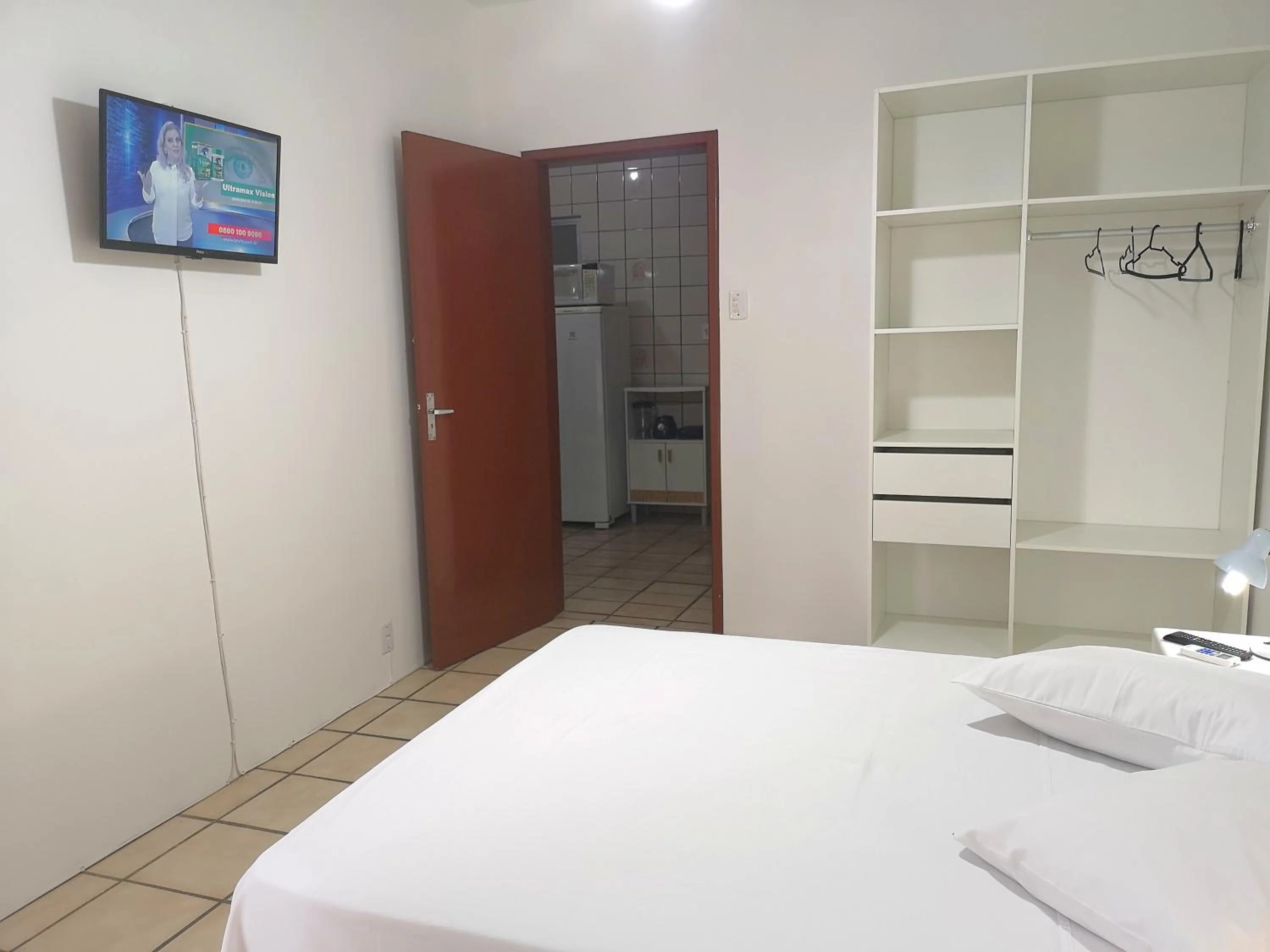 Photo of the whole room, Bed in Residencial Las Rocas I