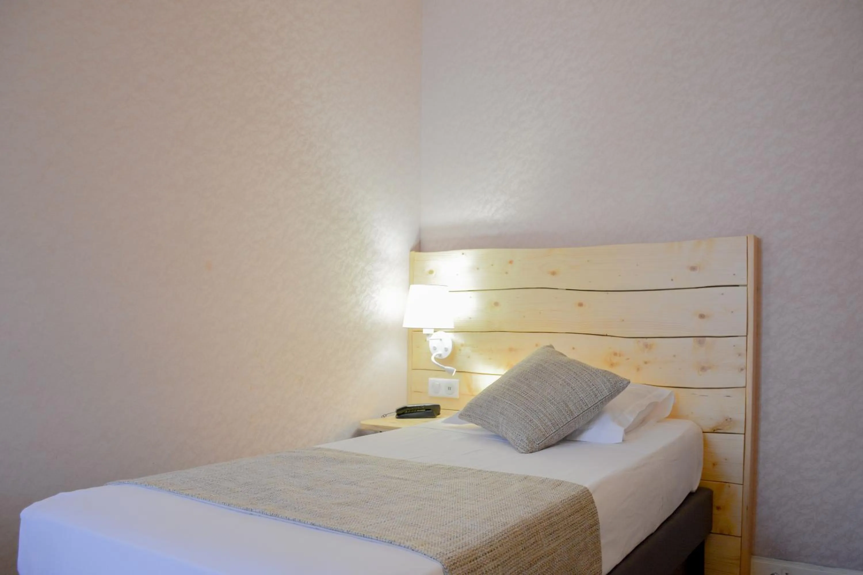 Photo of the whole room, Bed in Hotel Busby