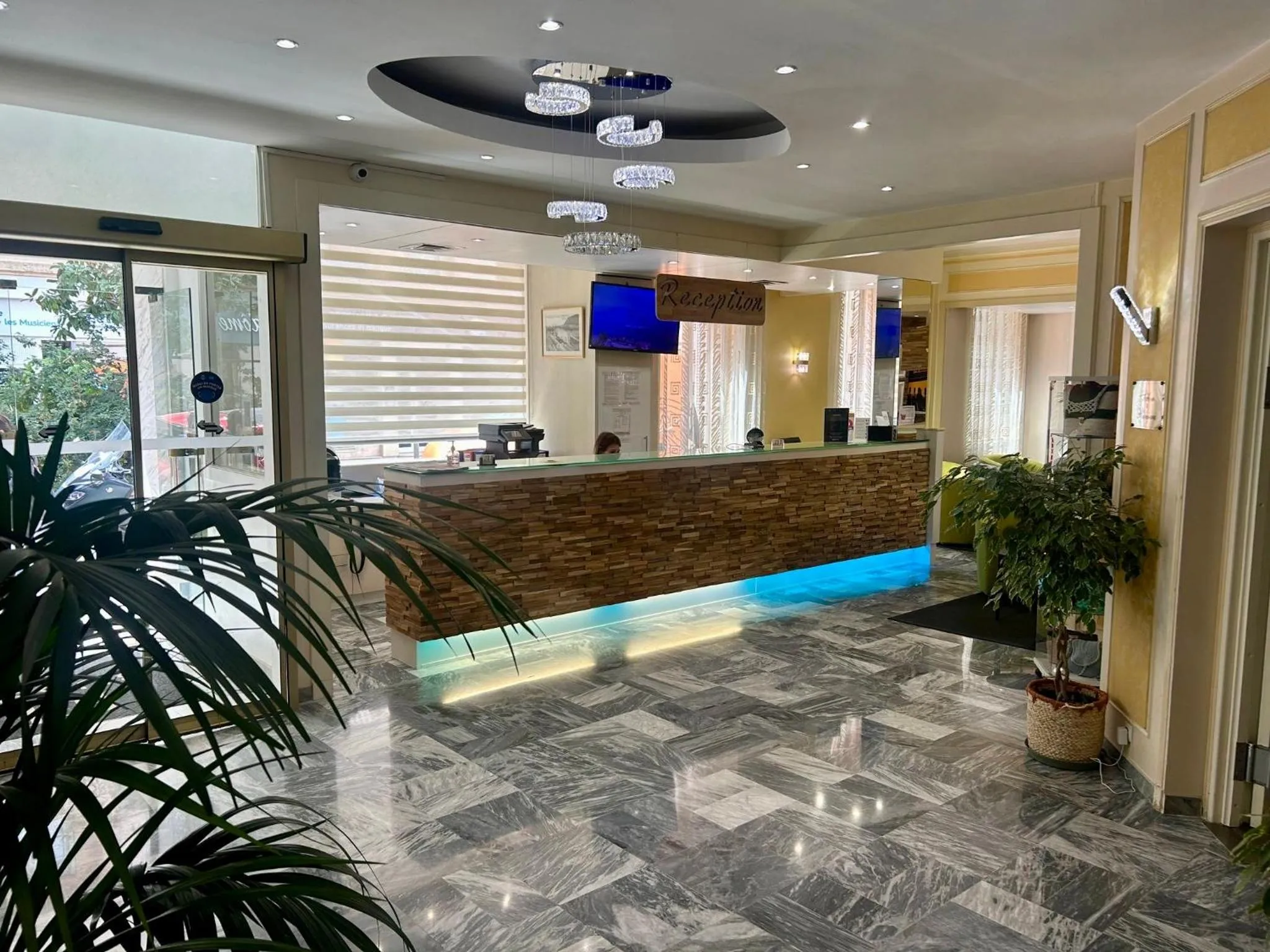 Lobby or reception in Hotel Busby