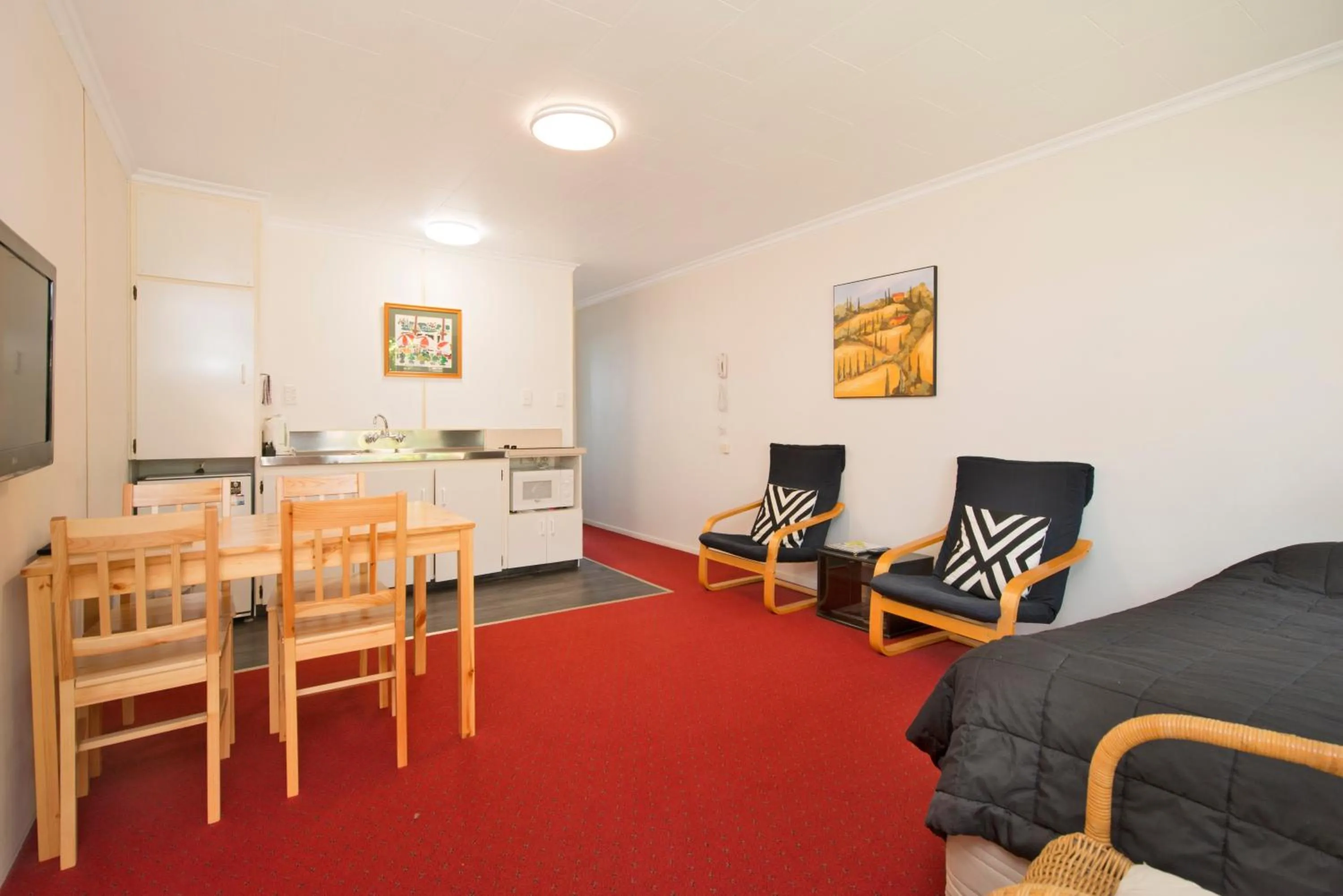 Waimarie on Riverside Motel & Apartments