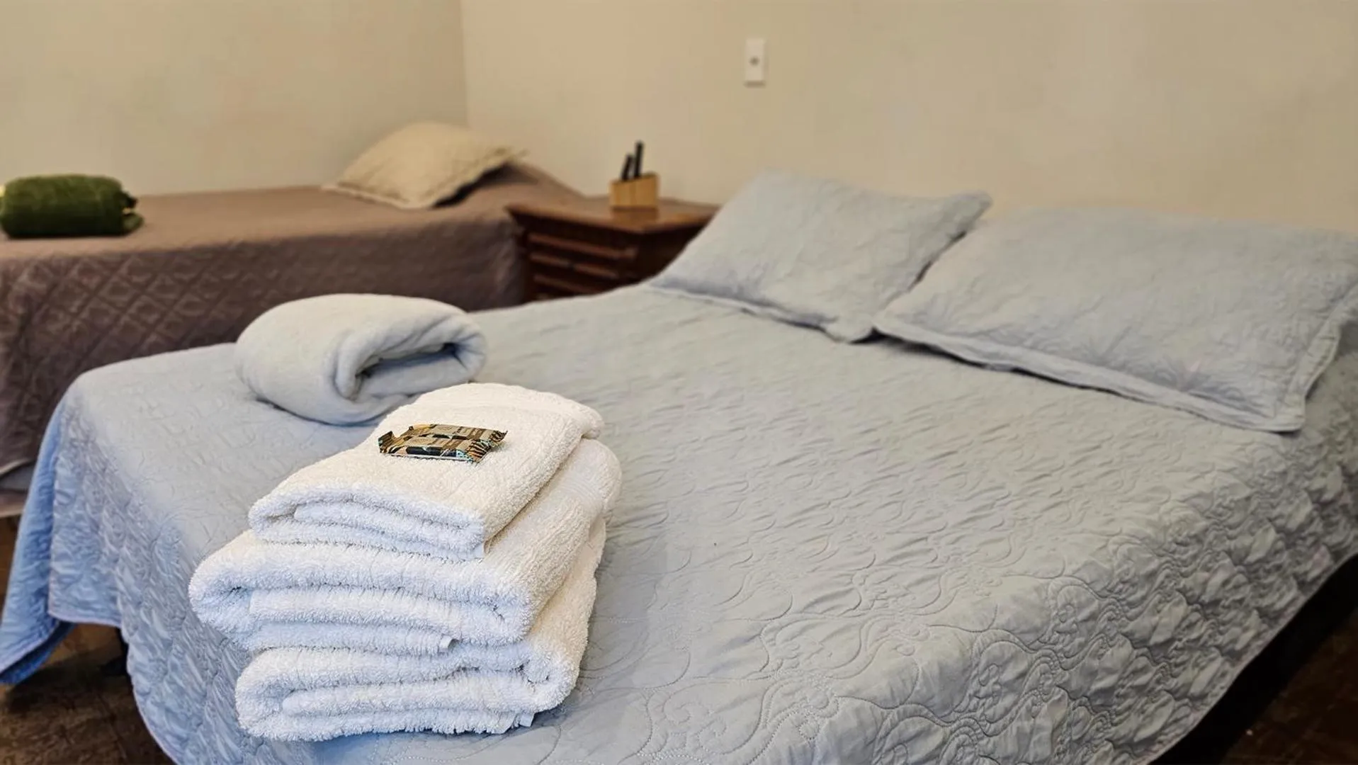 Bed in Beach Guest House - GMT