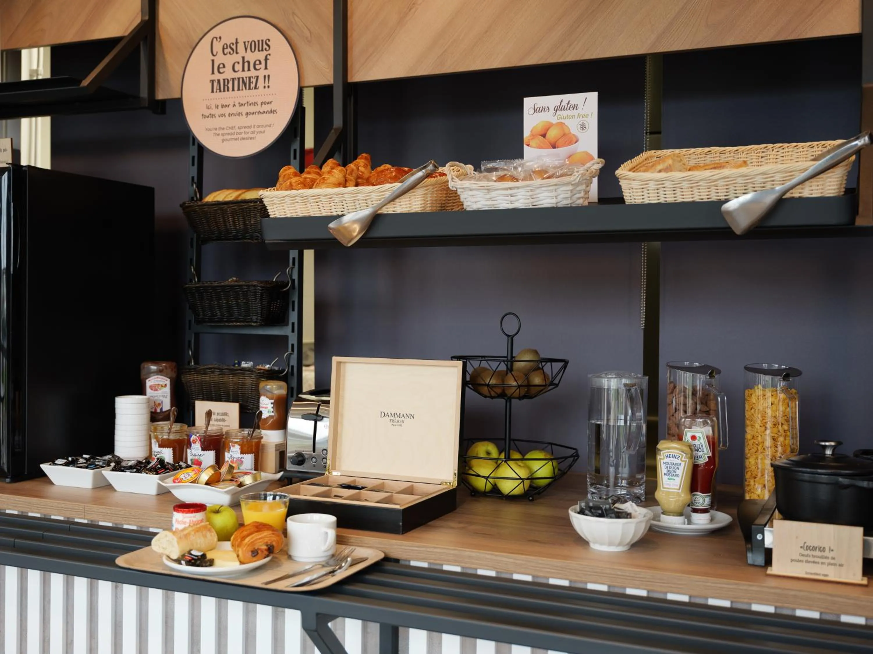 Breakfast, Food in Hôtel 2 Vallées