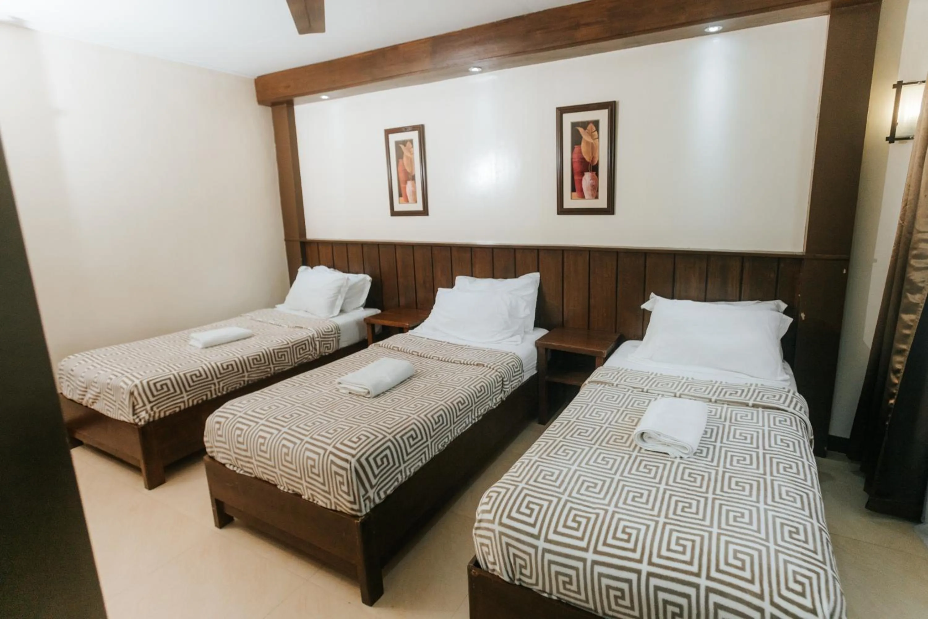 Bedroom, Bed in Delle Suites