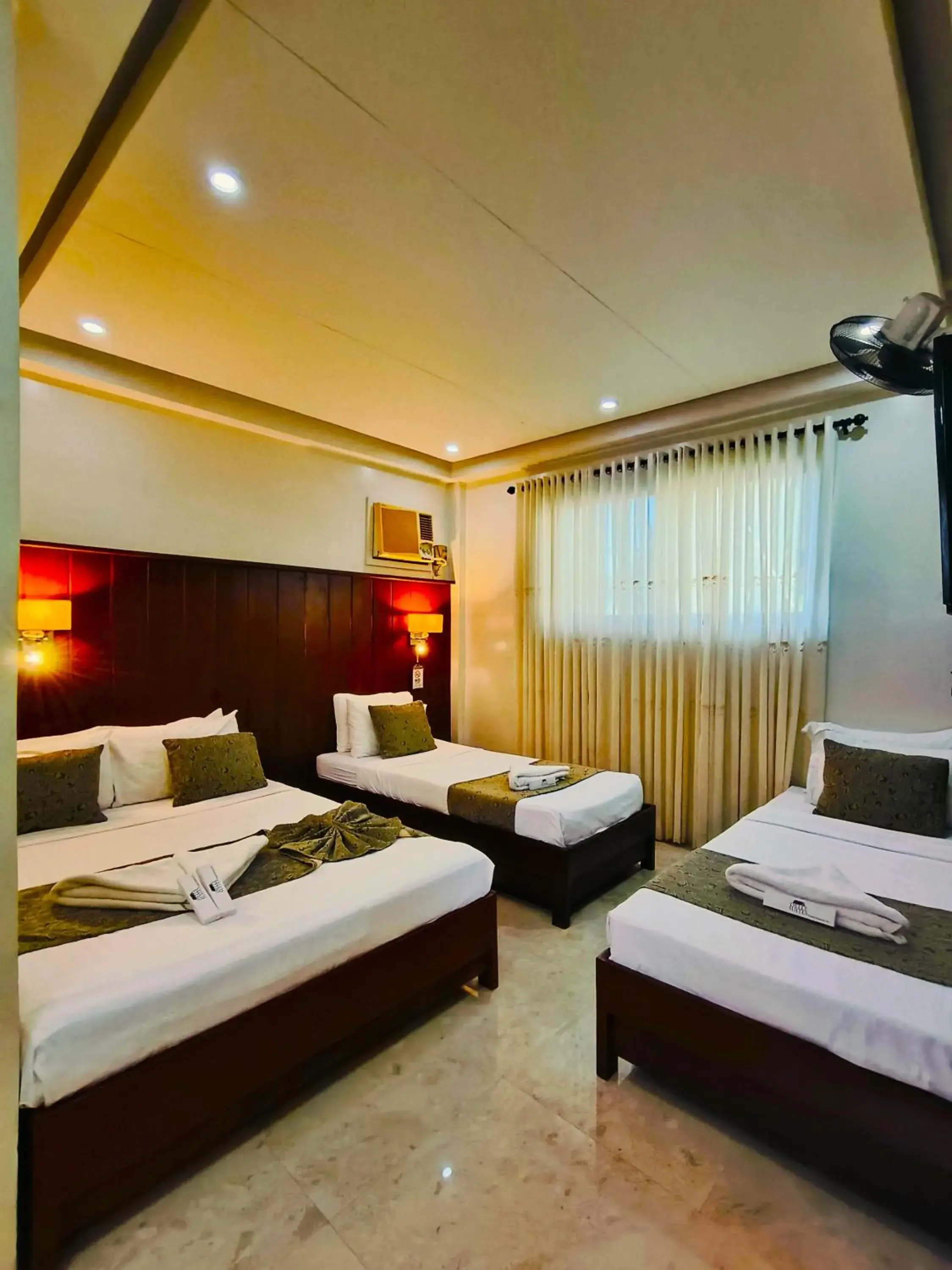 Deluxe Family Room in Delle Suites Deluxe Family Room in Delle Suites