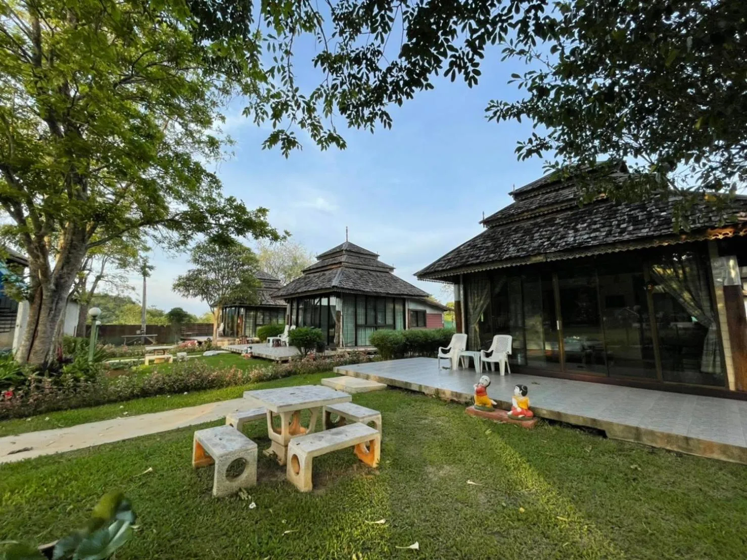 Inner courtyard view in Goldengold (Khaoyai) Resort & Spa