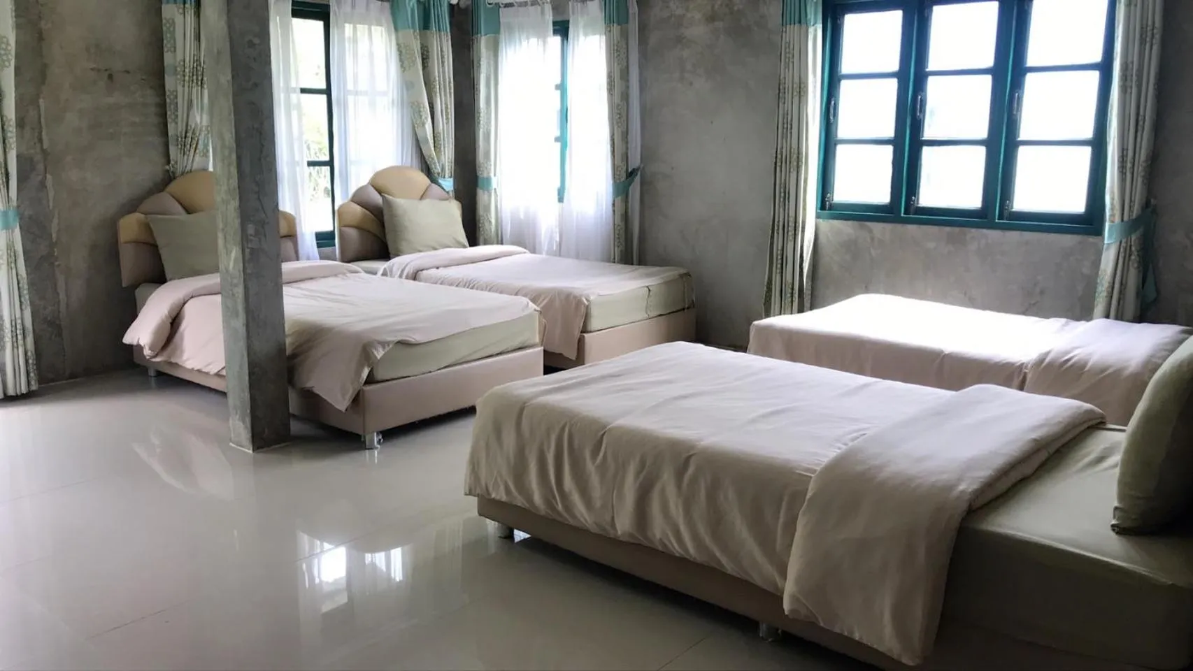 Bed in Goldengold (Khaoyai) Resort & Spa