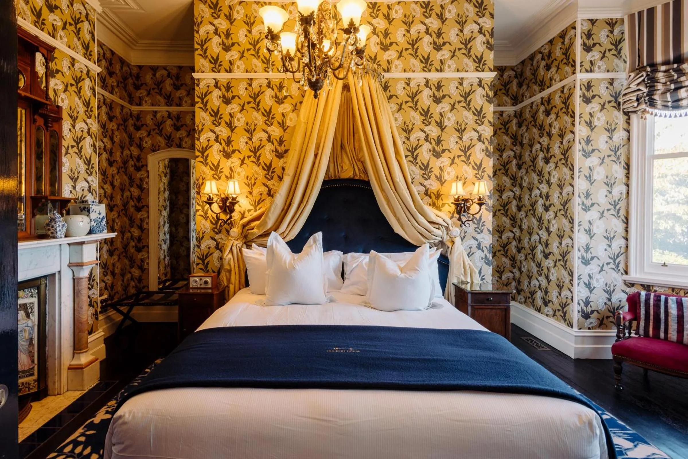 Bed in Hulbert House Luxury Boutique Lodge Queenstown