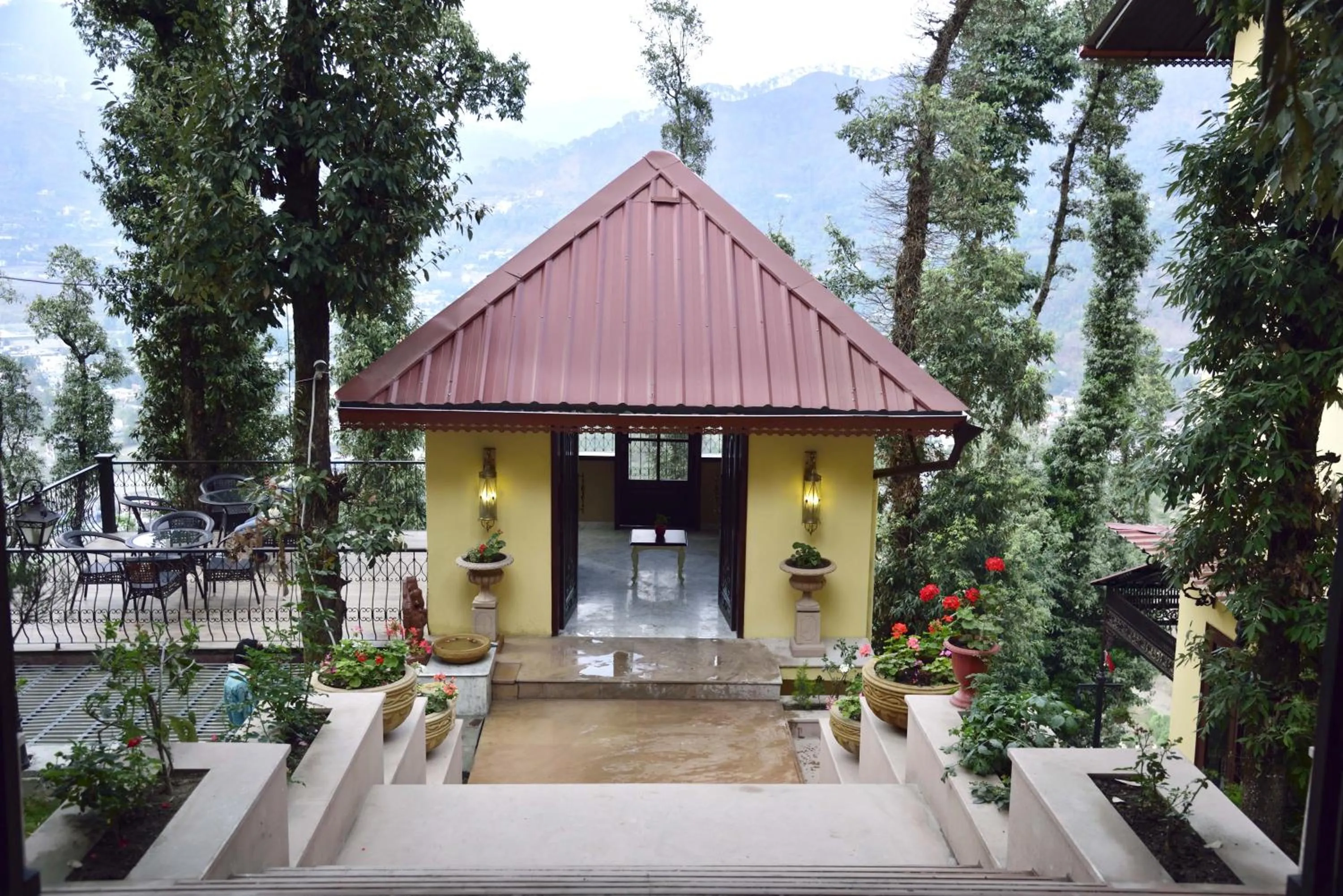 Facade/entrance in The Fern Hillside Resort Bhimtal