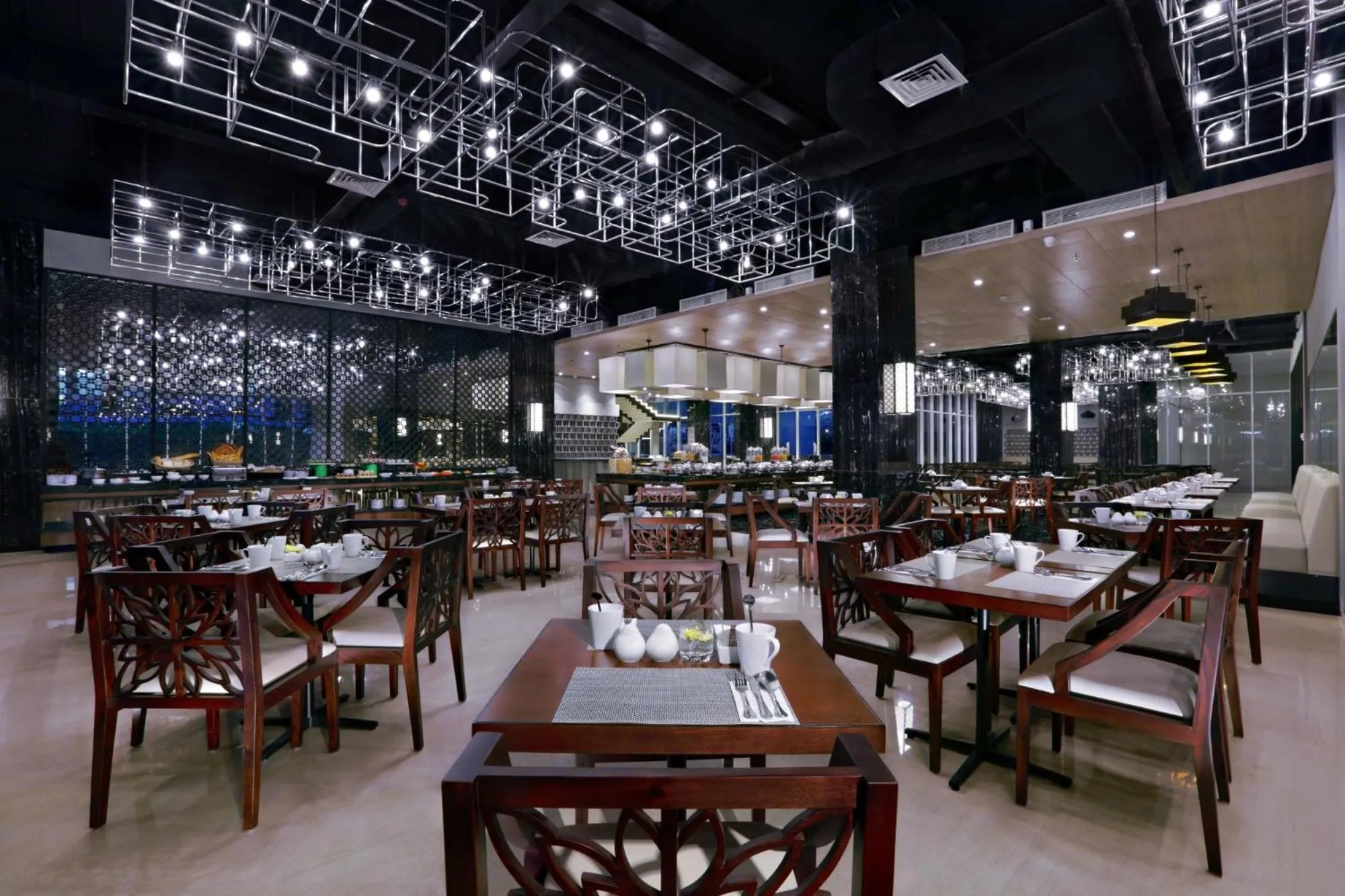 Restaurant/places to eat in Aston Pasteur