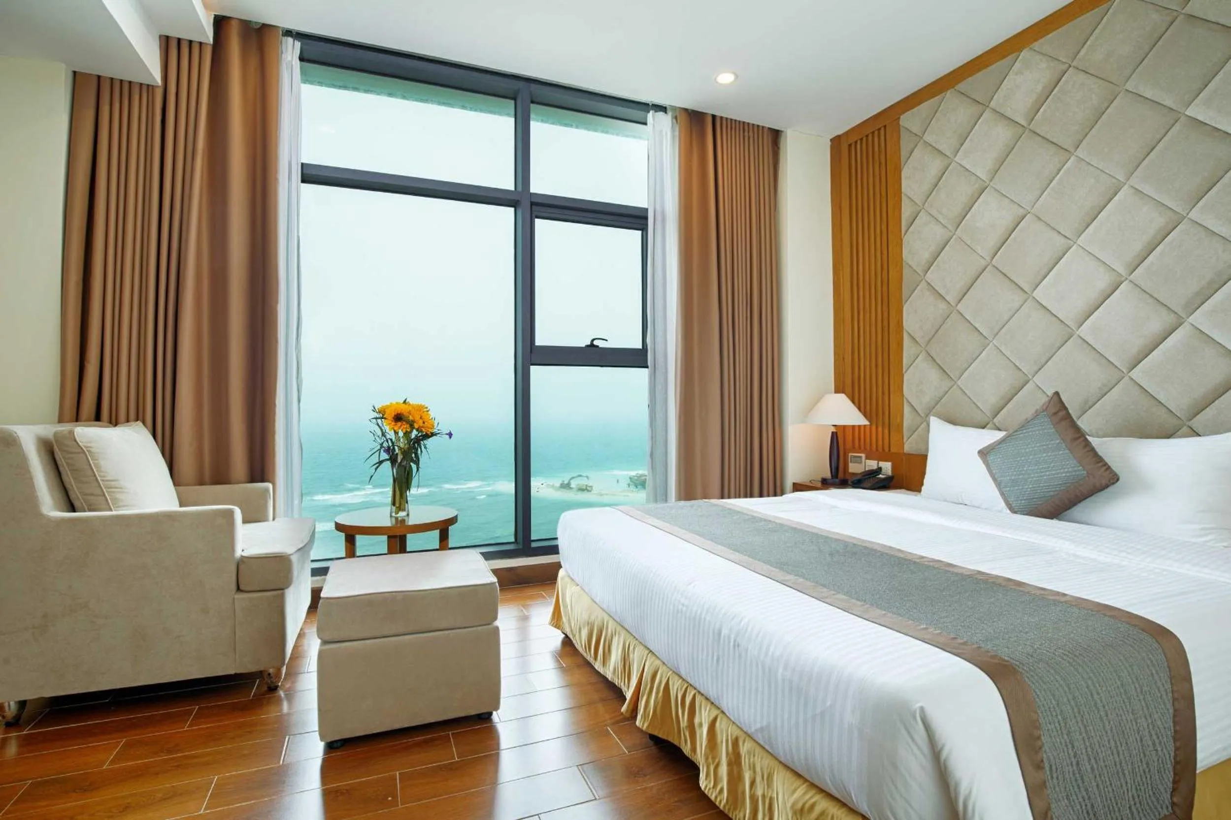 Sea view, Bed in Muong Thanh Holiday Ly Son