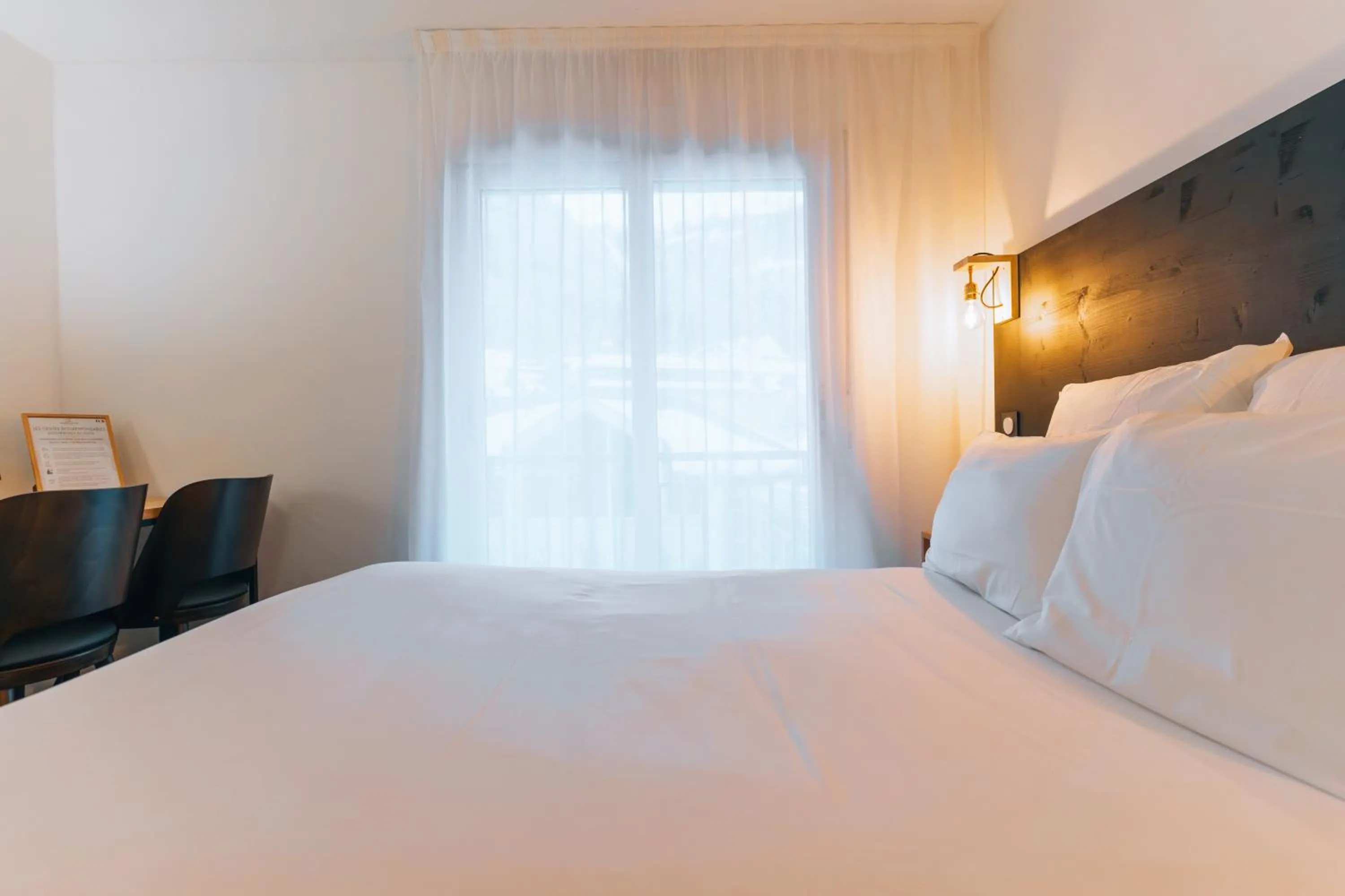 Double Room in Garden & City Cauterets Balneo