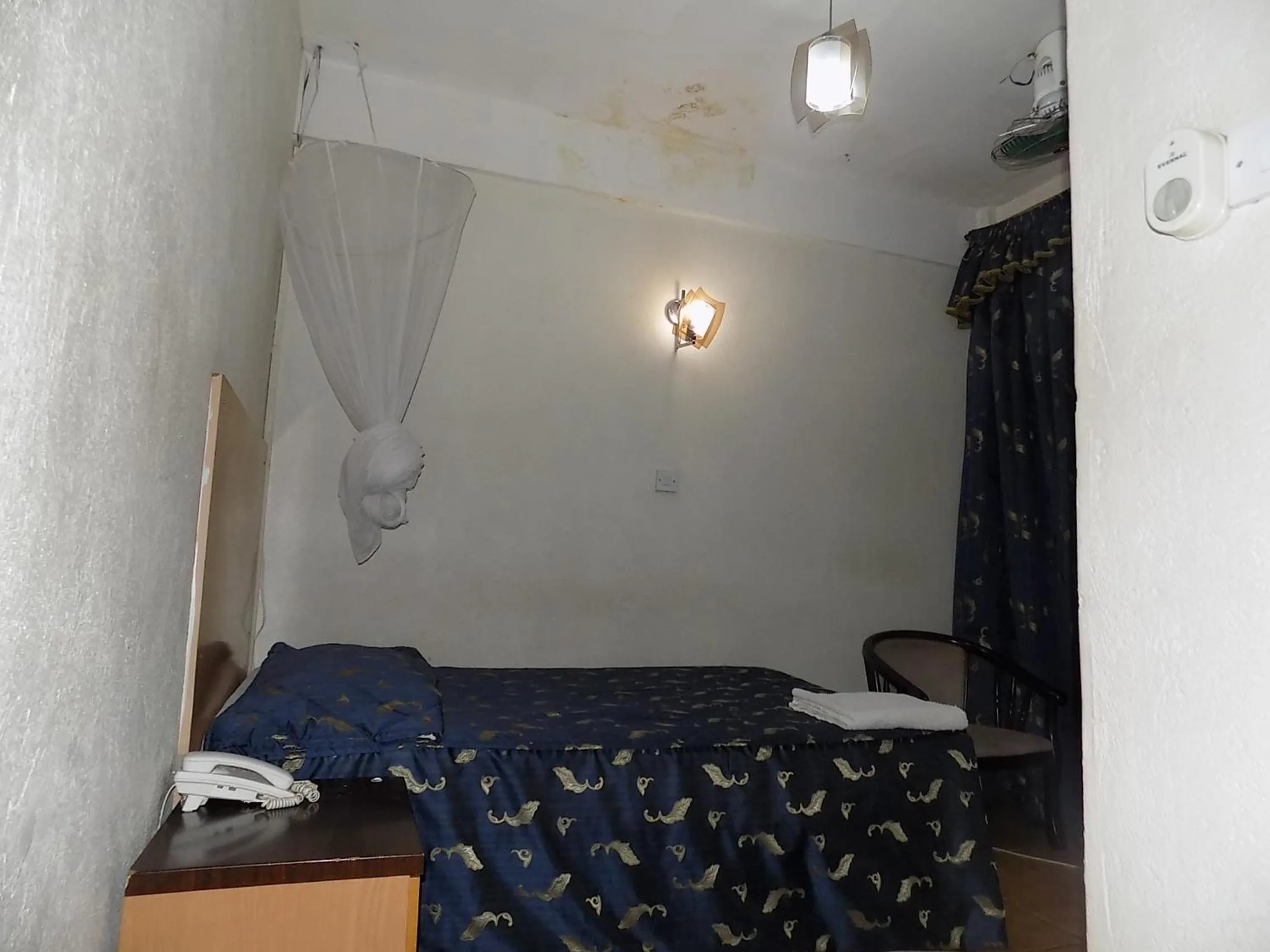 Bed in Aponye Hotel Kampala