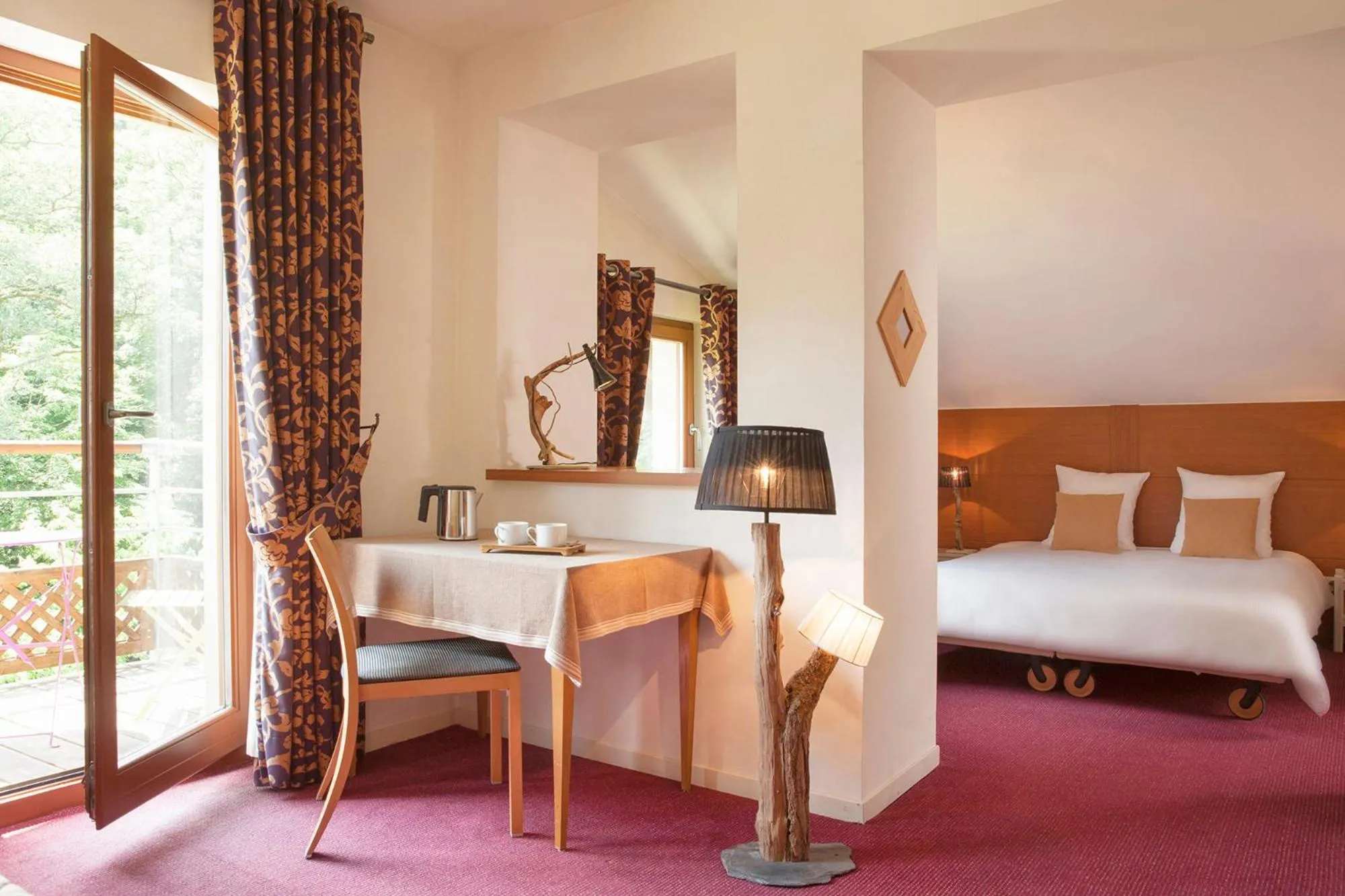 Bed in La Fischhutte, The Originals Relais