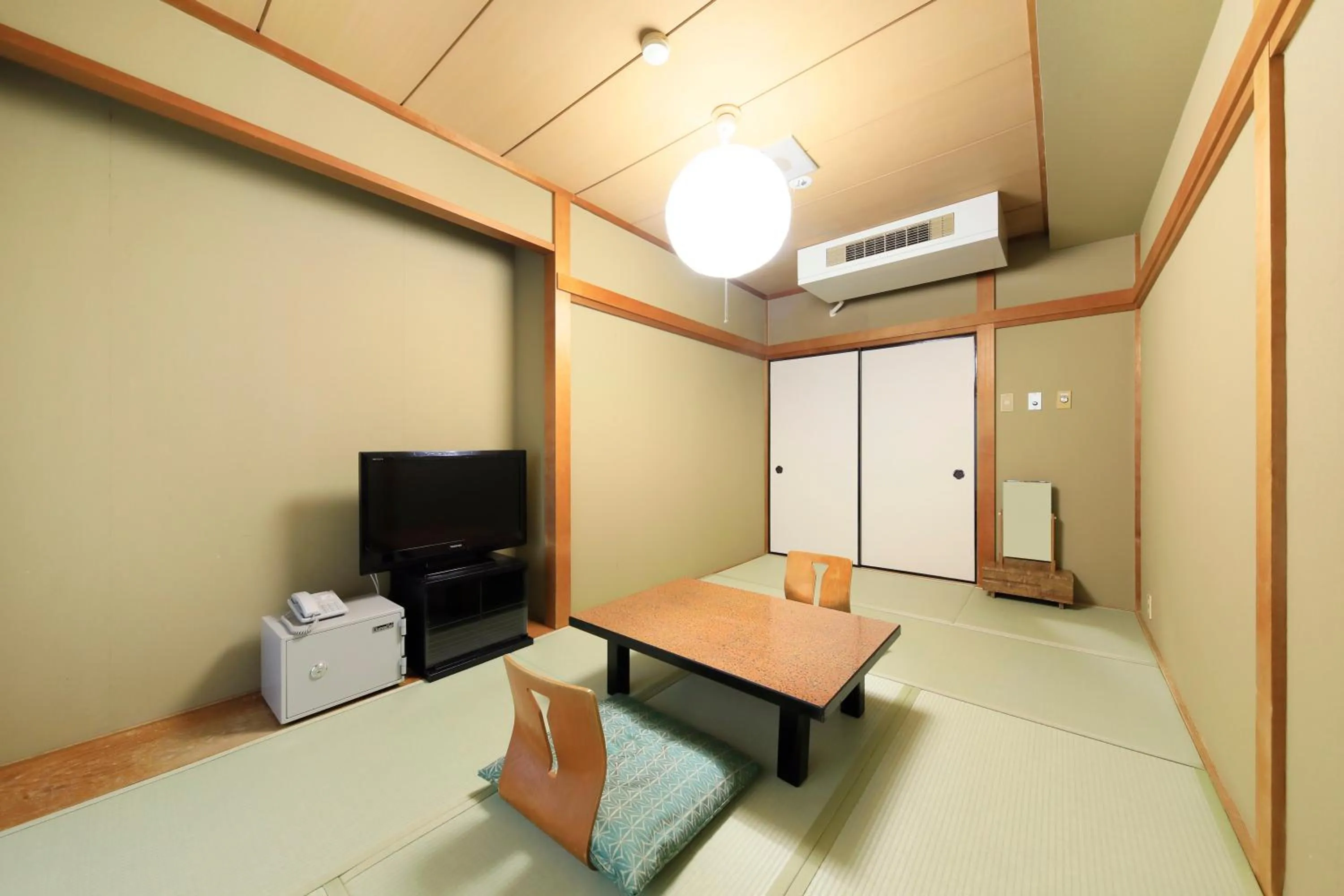 Photo of the whole room in Boso Shirahama Umisato Hotel