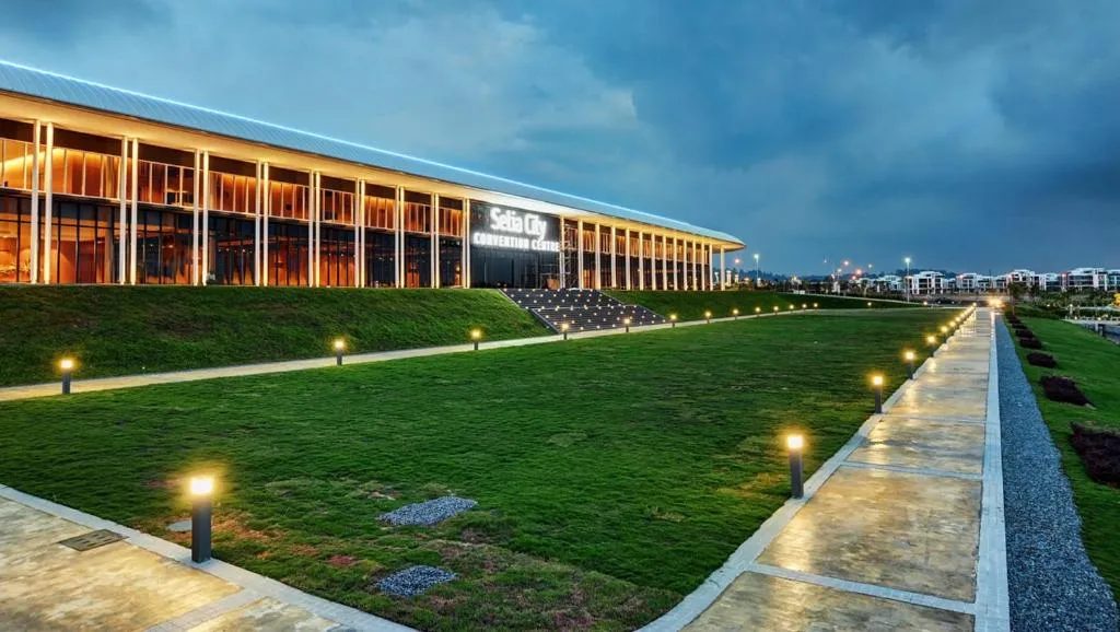 De Houz @ Setia Alam Trefoil Homestay