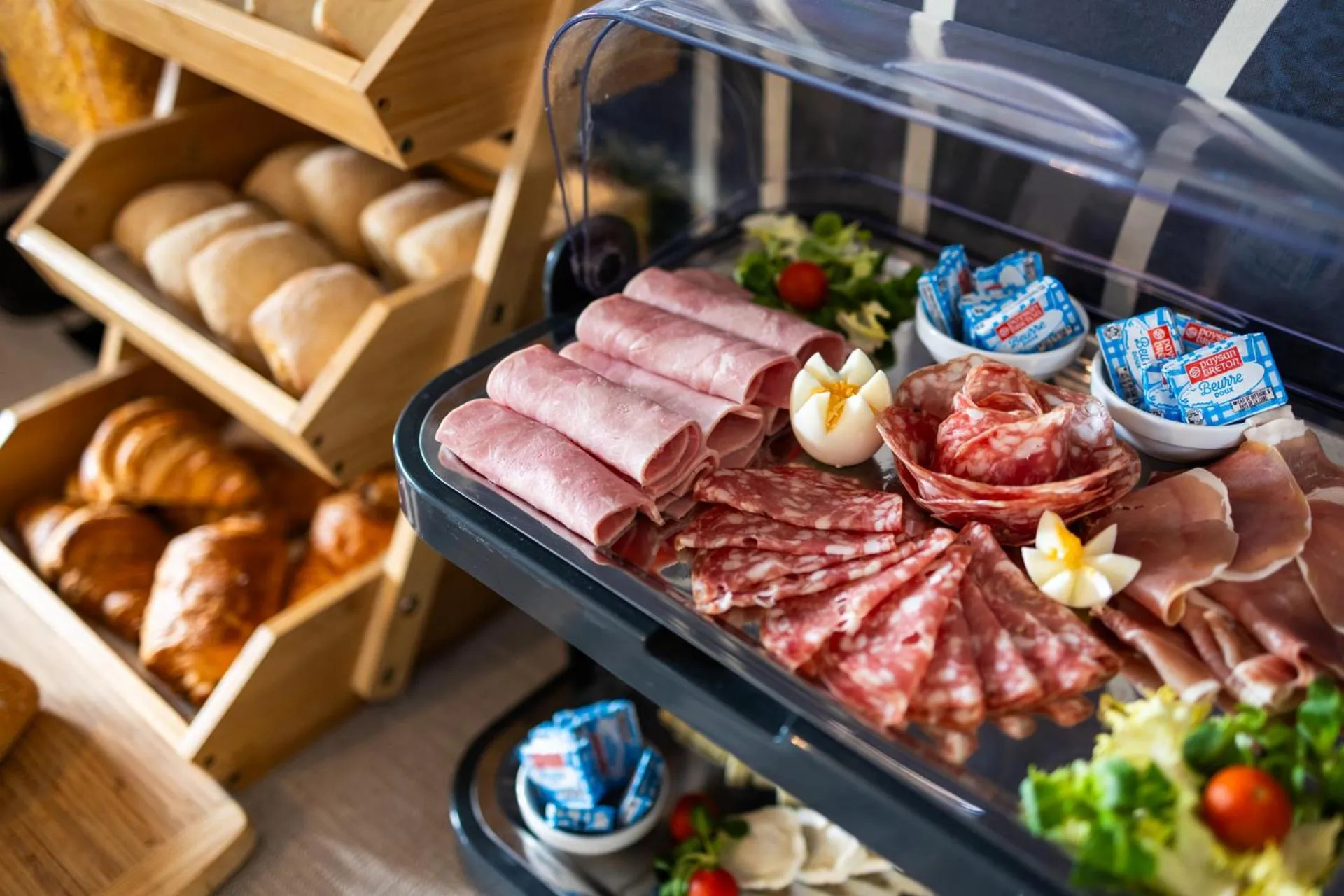 Buffet breakfast in Hotel Albert 1er