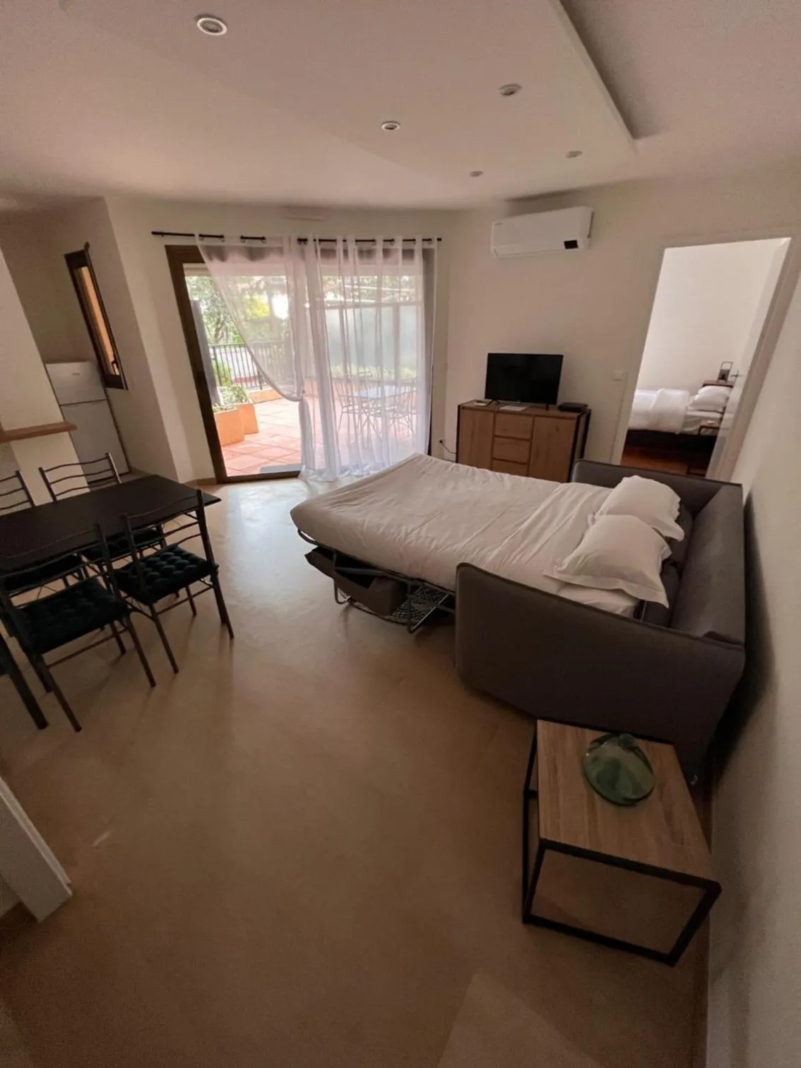 Bed in Riviera Eden Palace