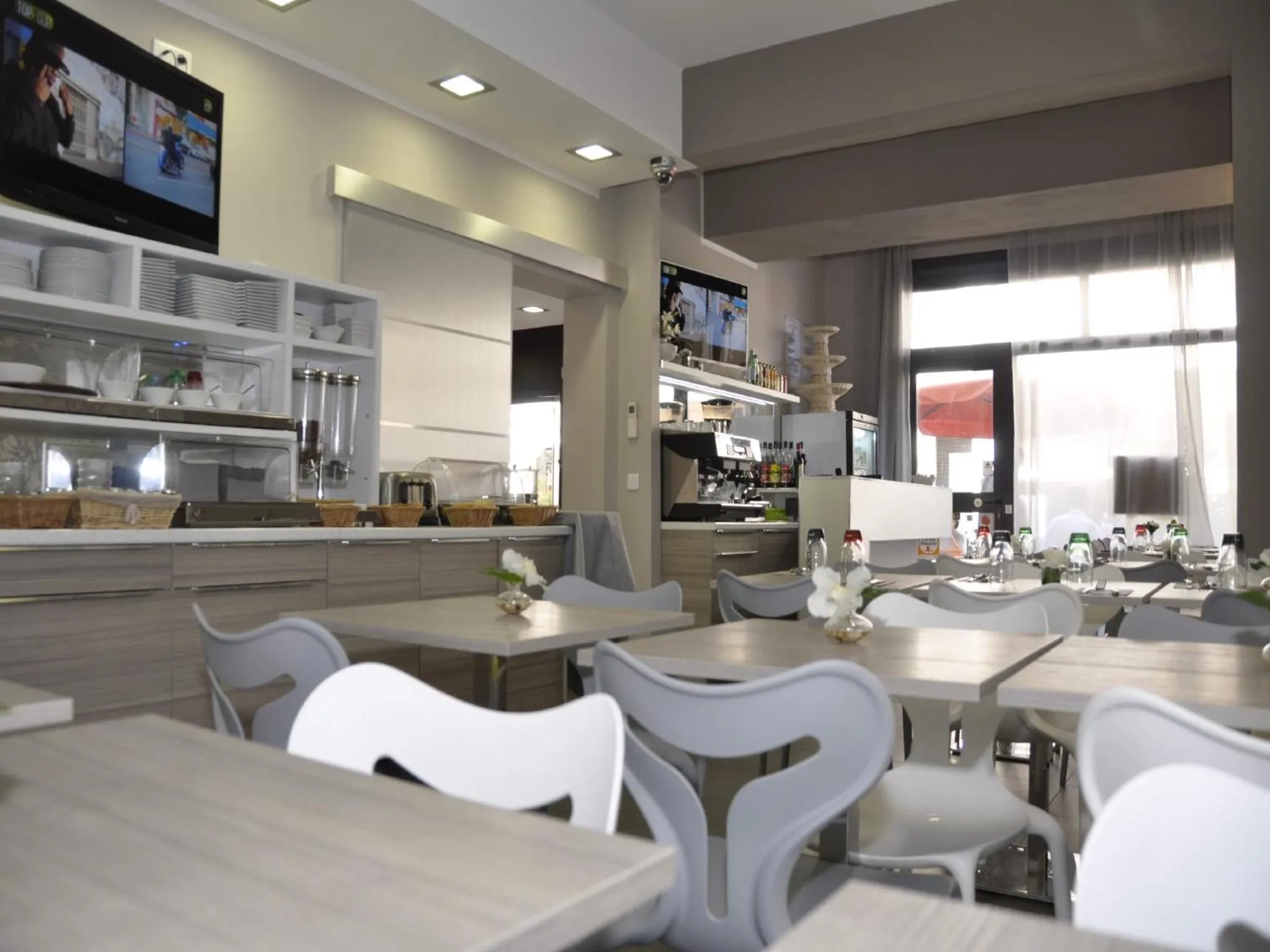 Restaurant/places to eat in Riviera Eden Palace