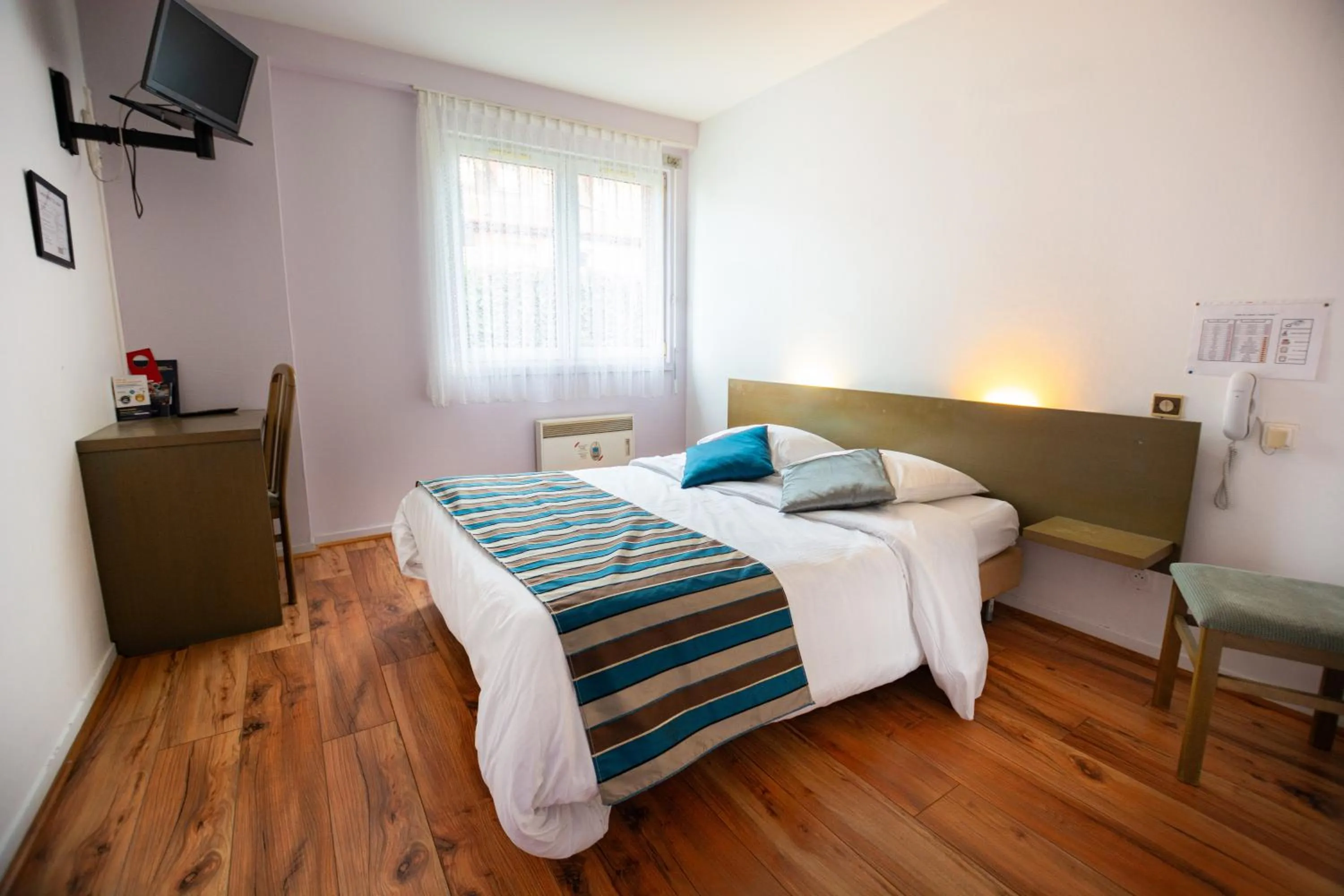 Bed in Contact Hotel Du Ladhof